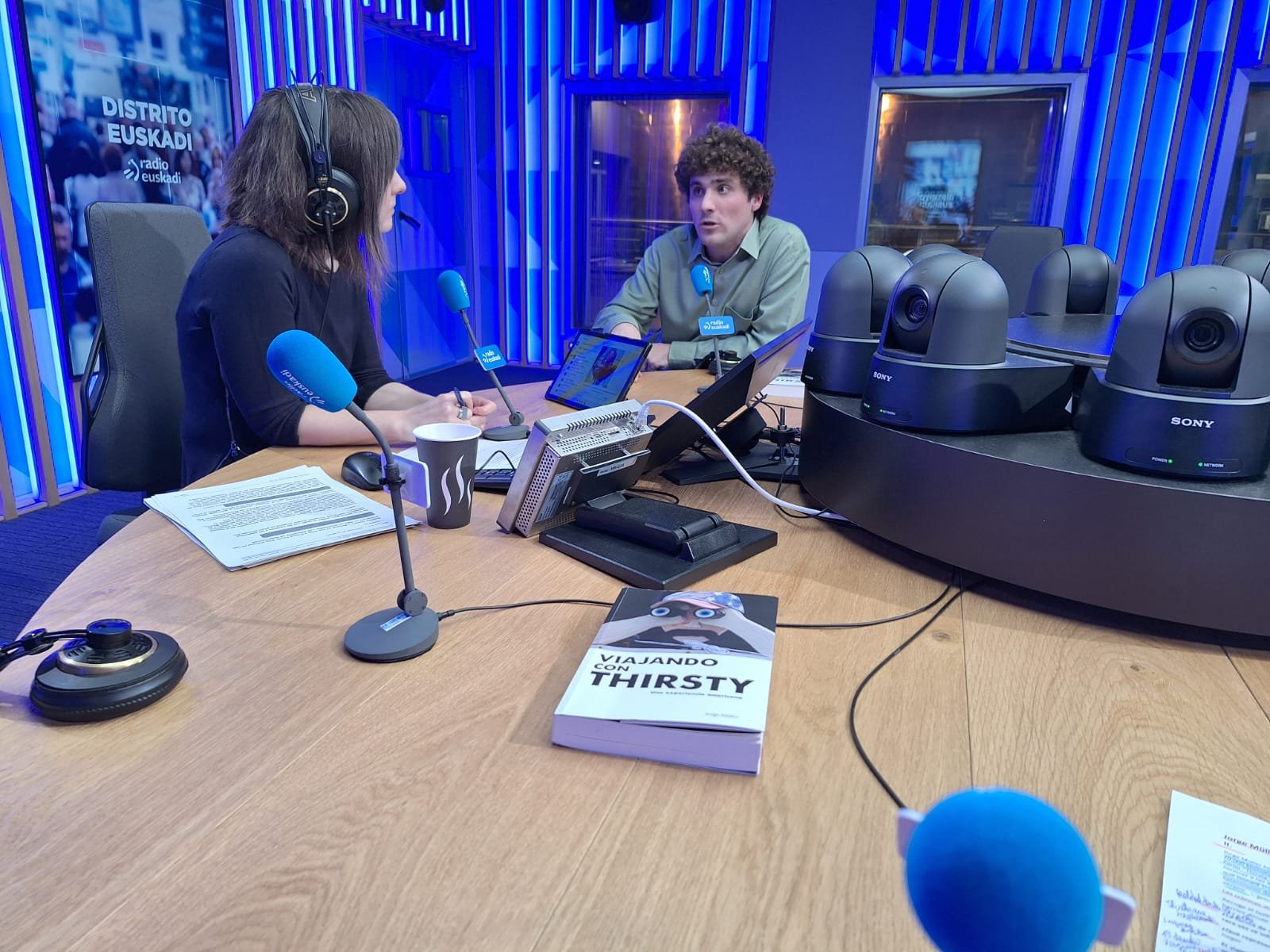 Jorge Müller entrevistado por Roge Blasco en el programa Distrito Euskadi de Radio Euskadi