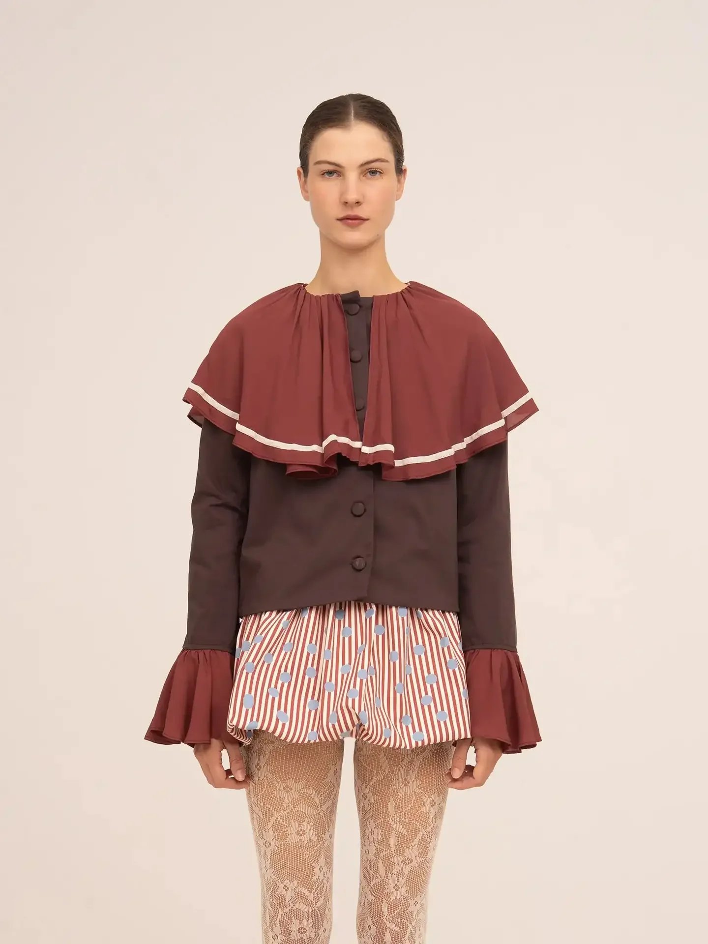 Short Jacket - Chaqueta Capa Marrón Escarchada - Carmen Says