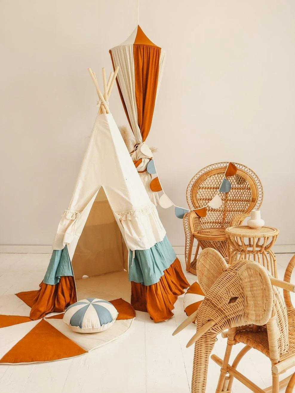 MOIMILI - “Circus” Teepee Tent with Frills