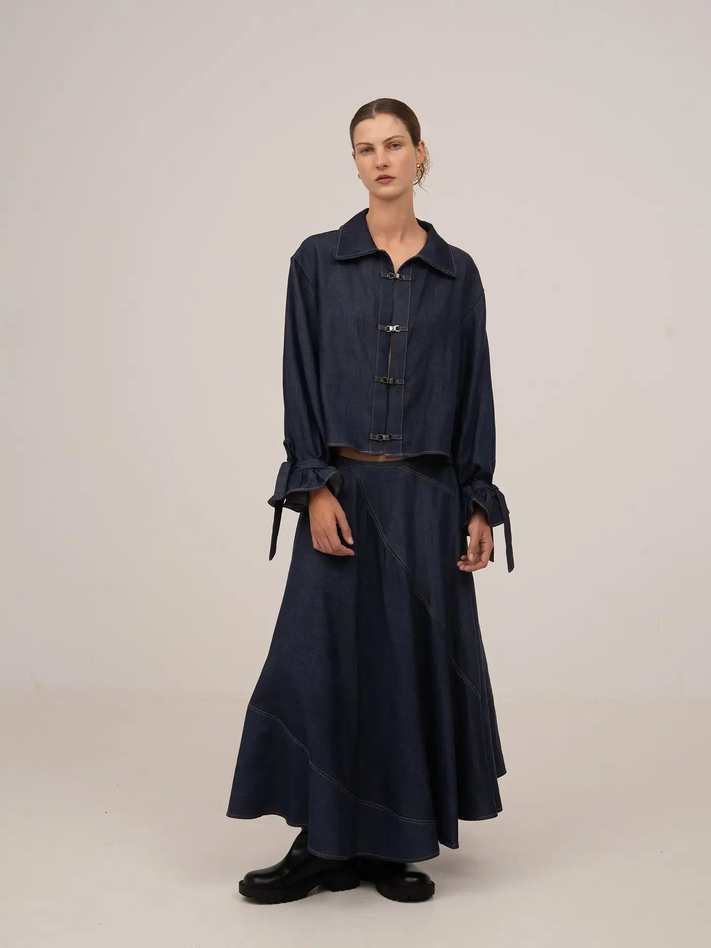 Falda Midi Azul - Carmen Says