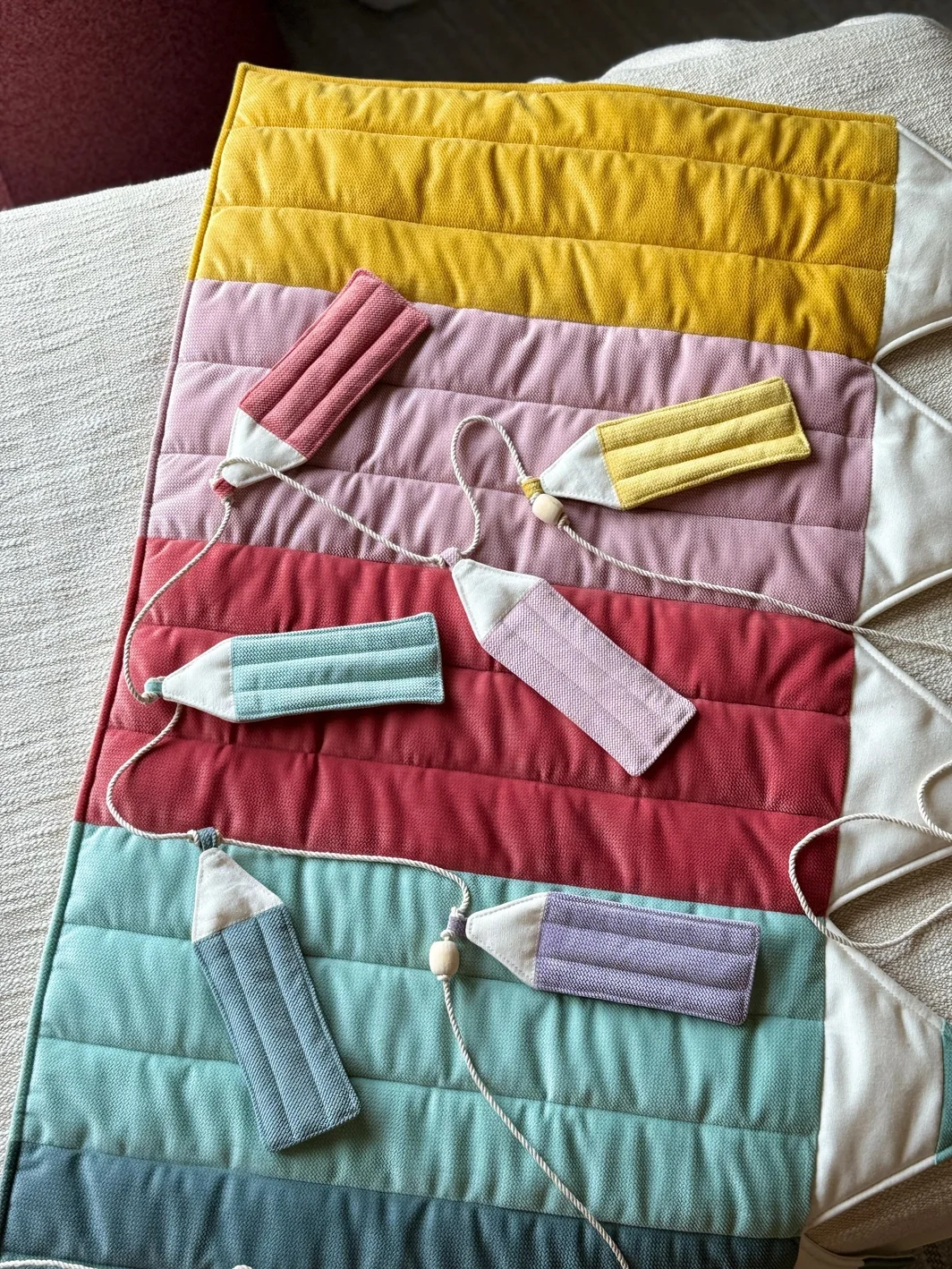 Crayon Playmat “Rainbow”