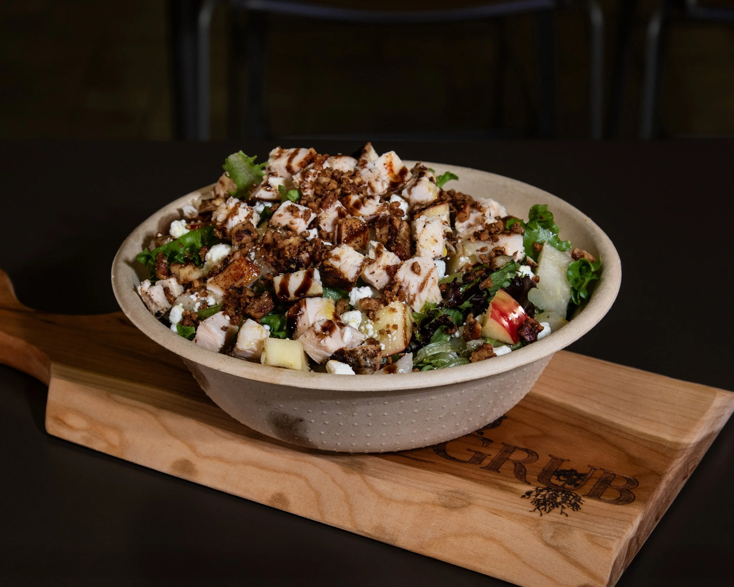 grubsmokehouse_chickenbreastsalad_2880x2304.jpg