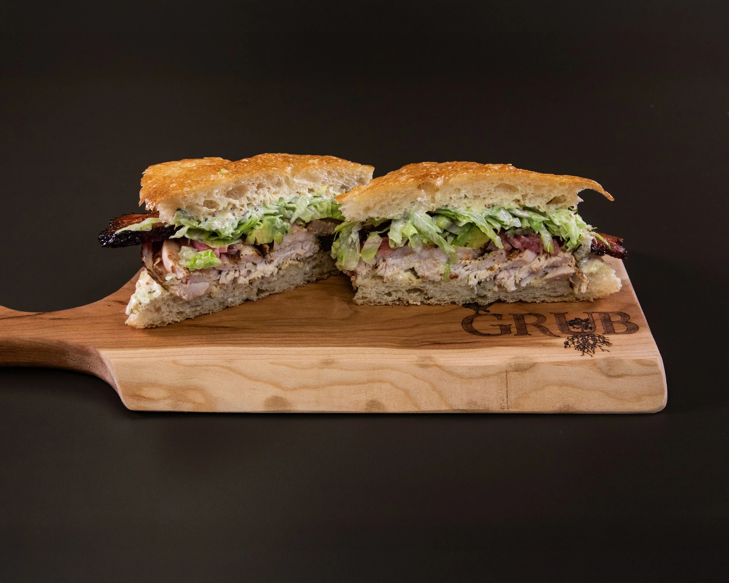 grubsmokehouse_smokedturkeybaconsandwich_2880x2304.jpg