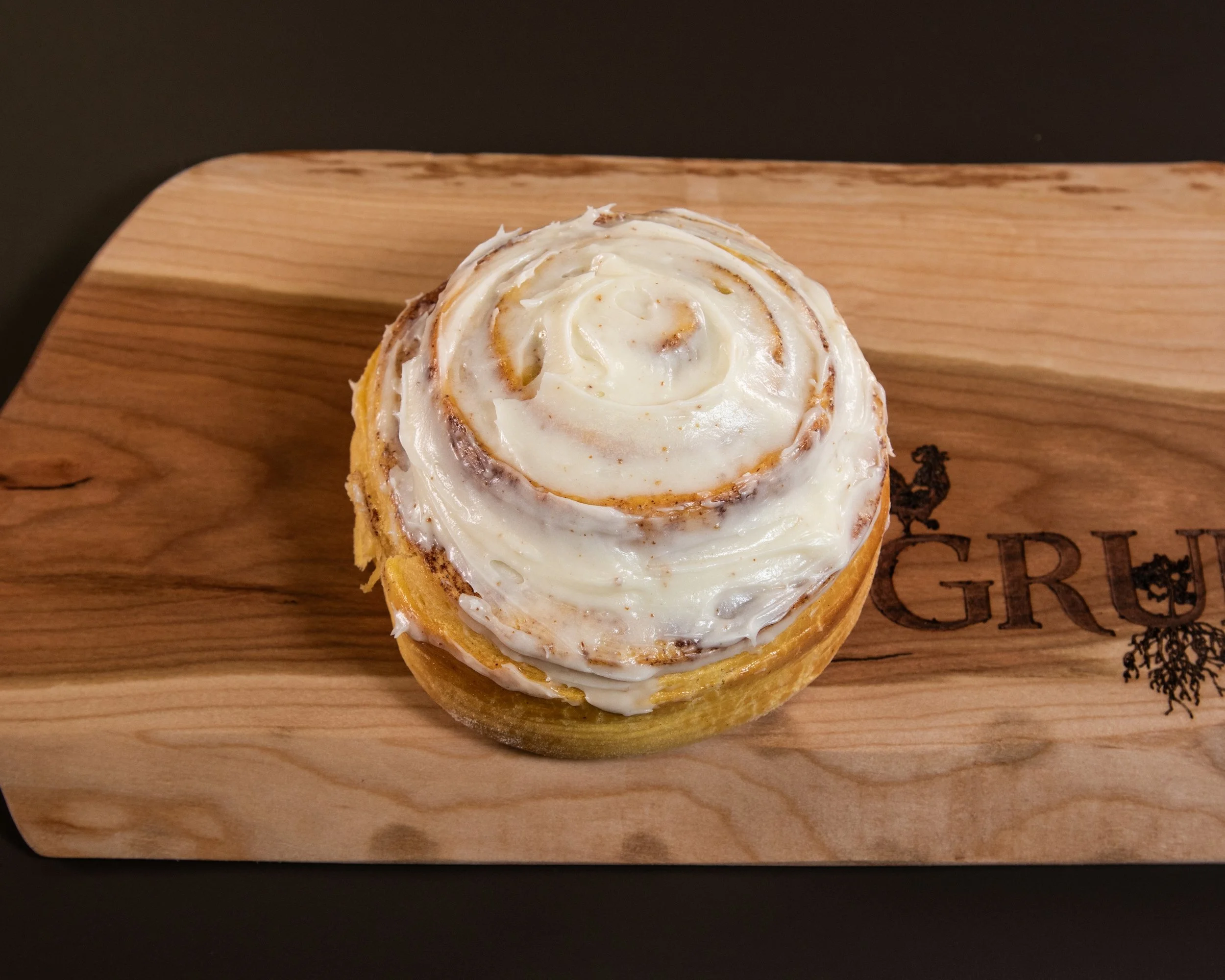 grubsmokehouse_cinnamonroll_2880x2304.jpg