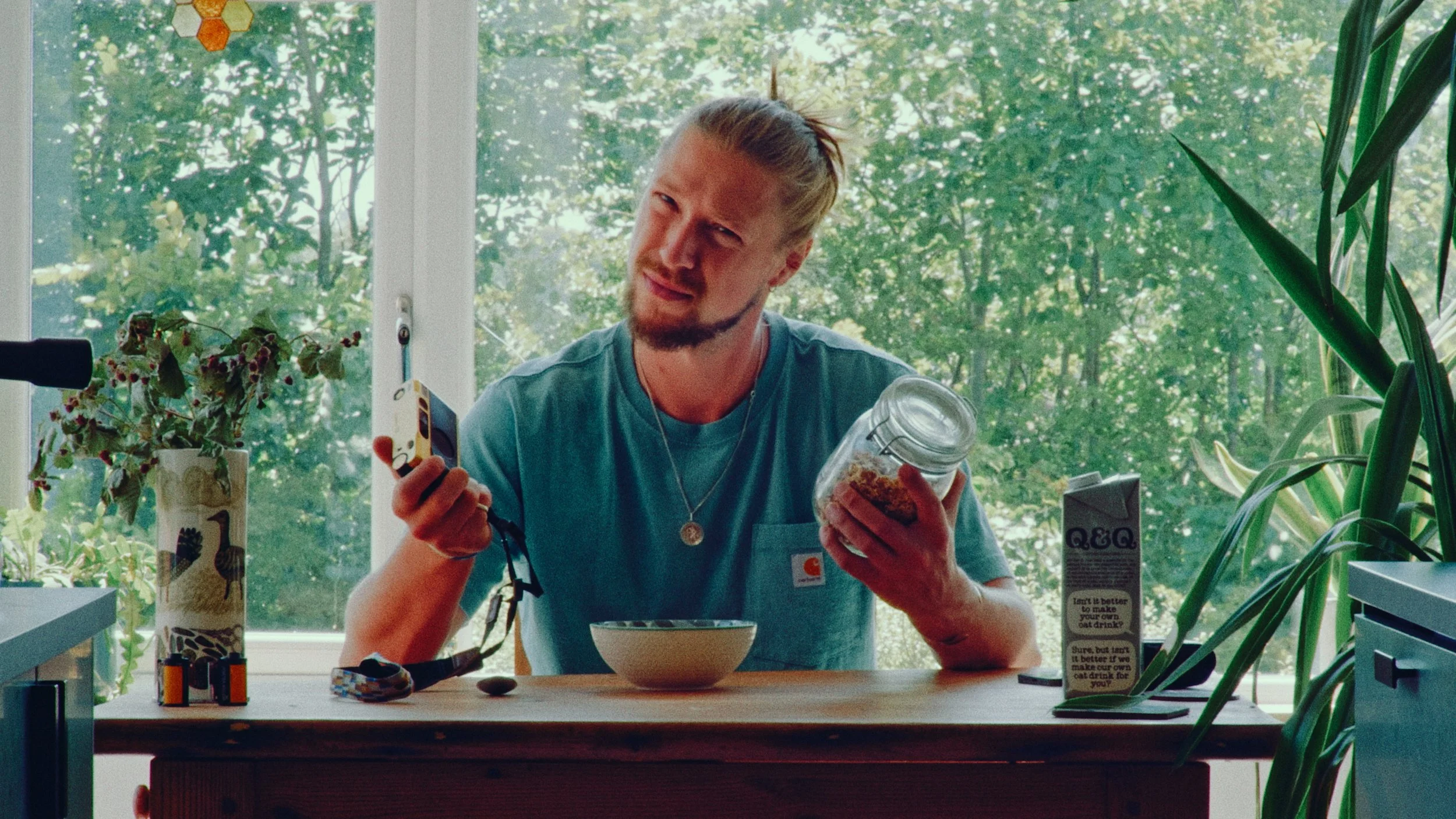 Master Expired 35FILM V3.00_00_41_03.Still014.jpg