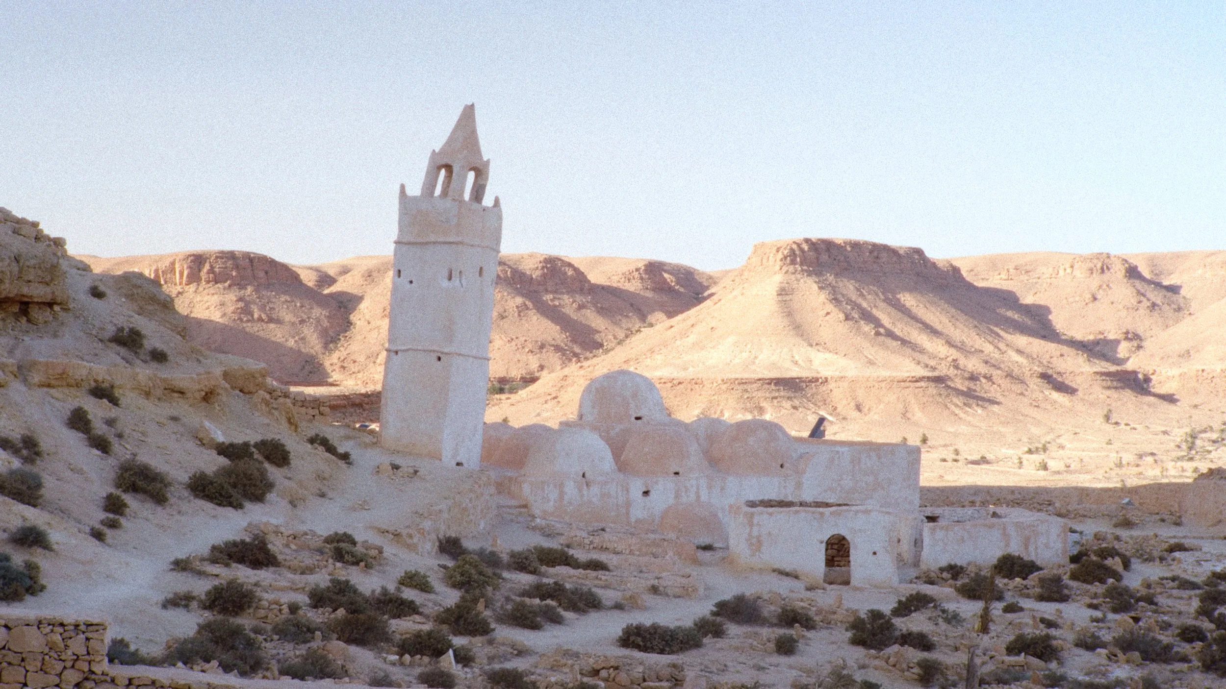 Master_Follow your intuition V3 grade & sound.00_01_27_12.Still008.jpg