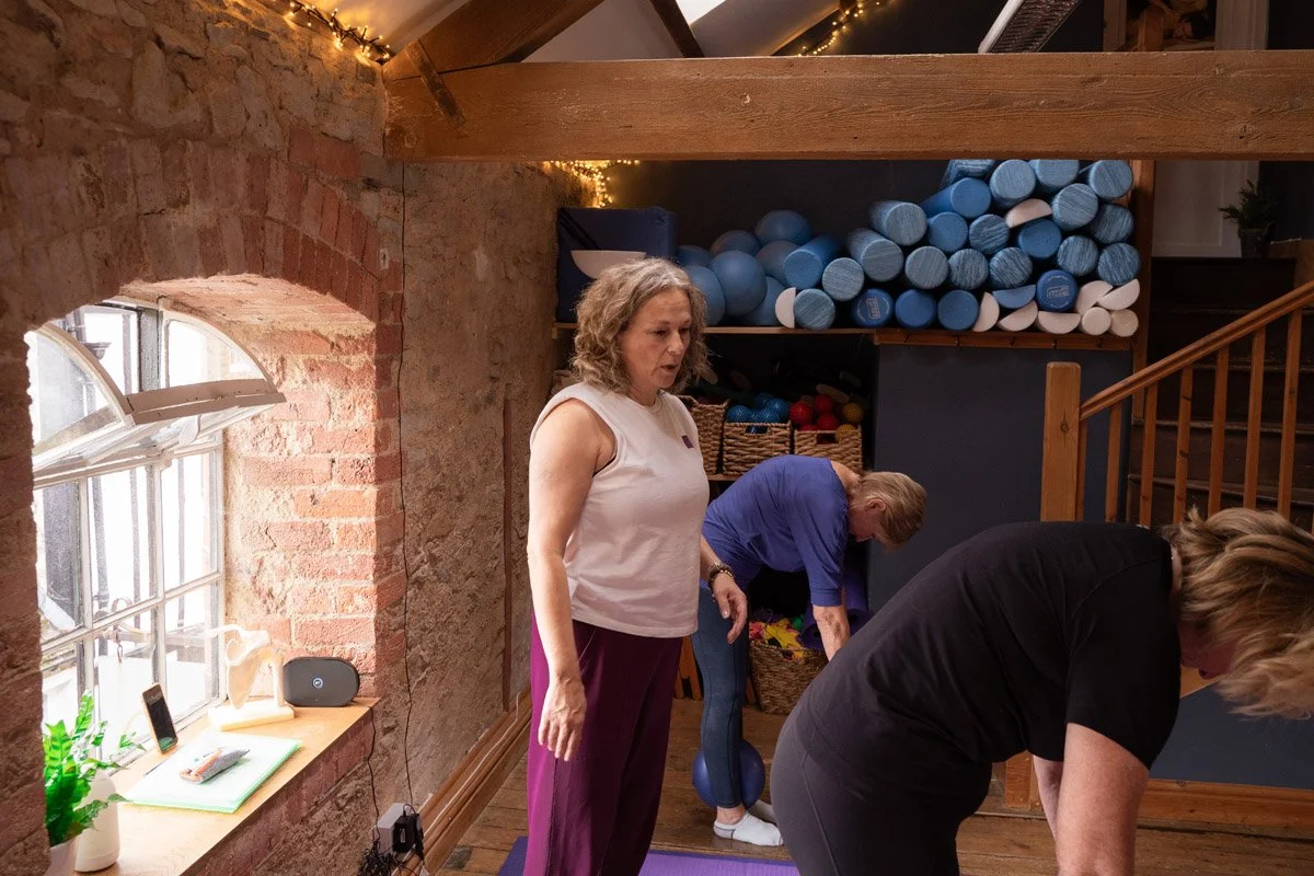 Paula Edmonds teaching Pilates class