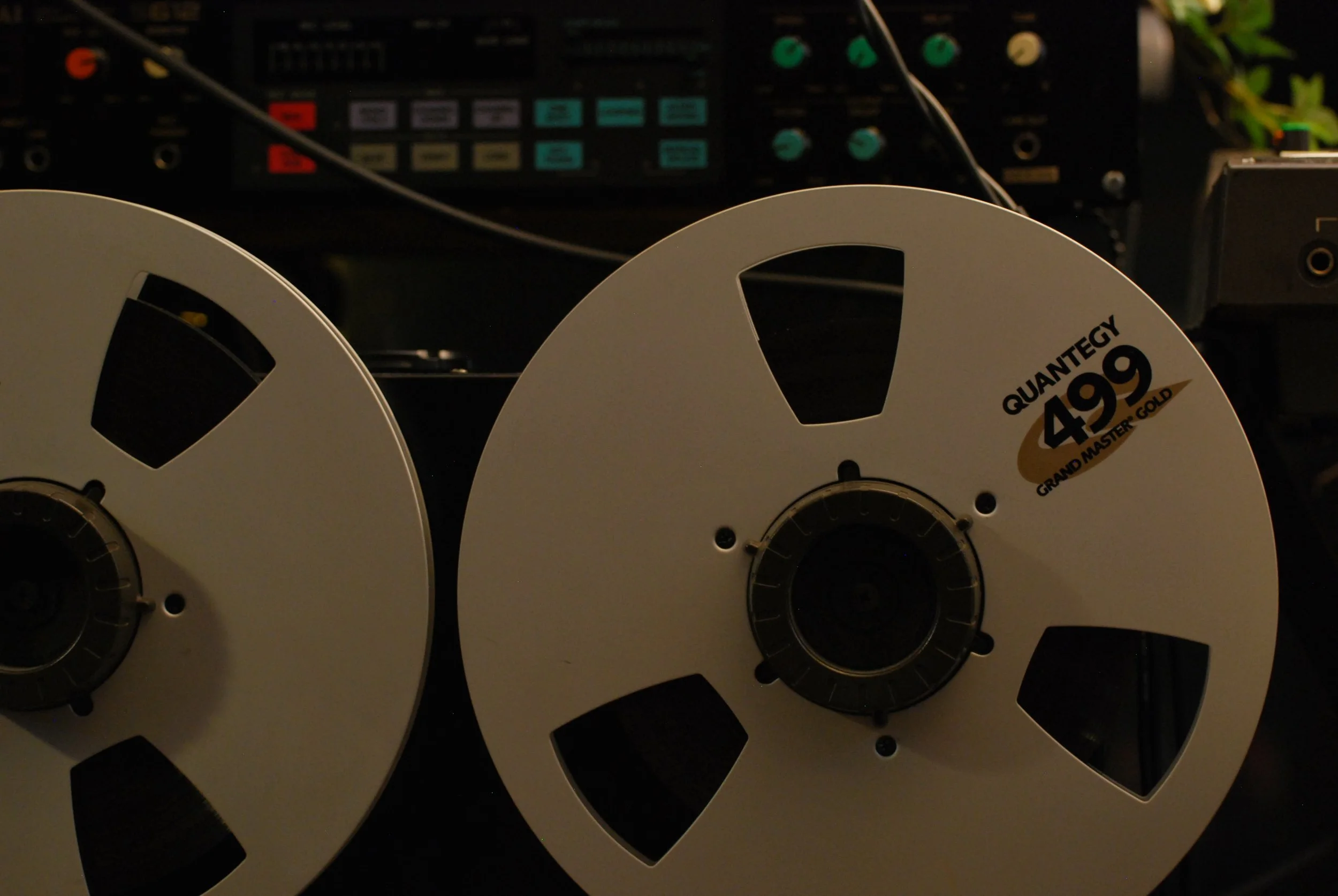 Analogue, Tape, Reels, Reel-to-reel, Printing, Servicing, Recorders, Teac, Tascam, Studer, Revox, Quantegy, 499 Grand Master Gold Tape
