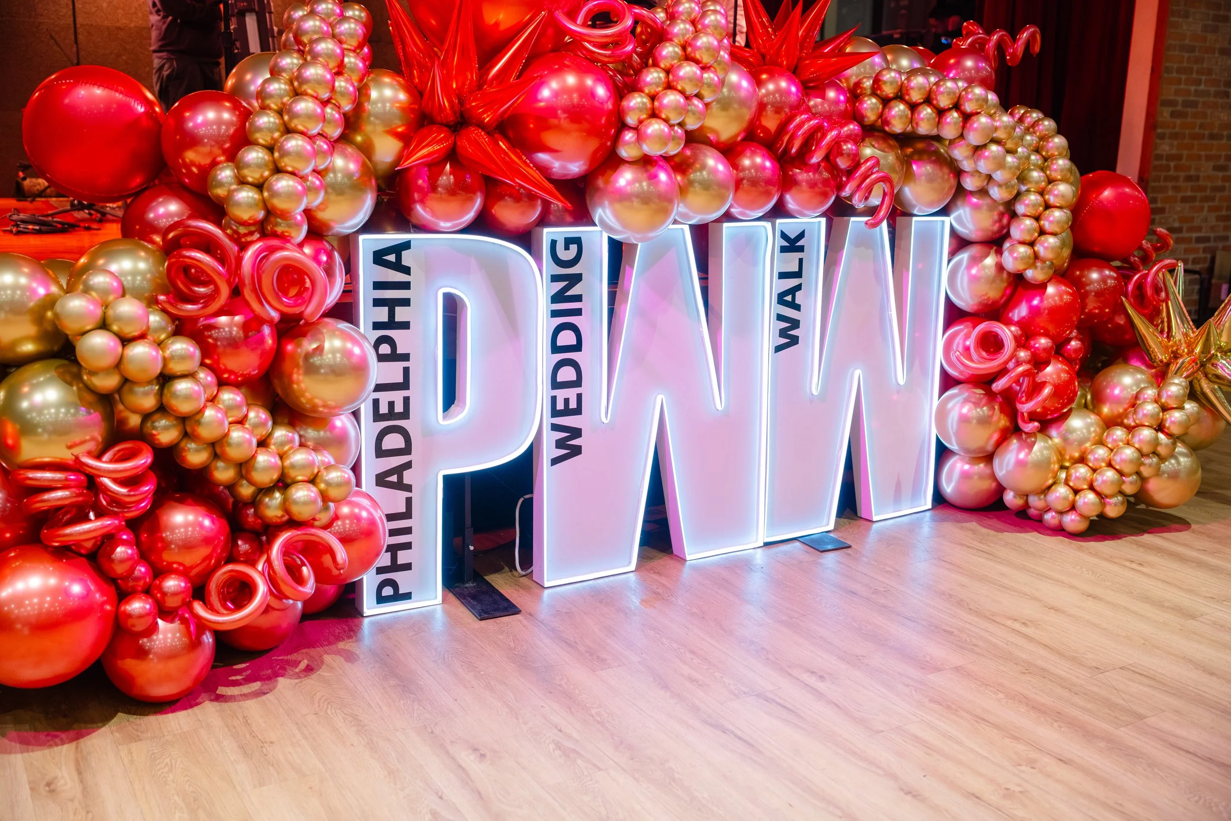 2026PhiladelphiaWeddingWalk-AimeeNicolePhoto22.jpg
