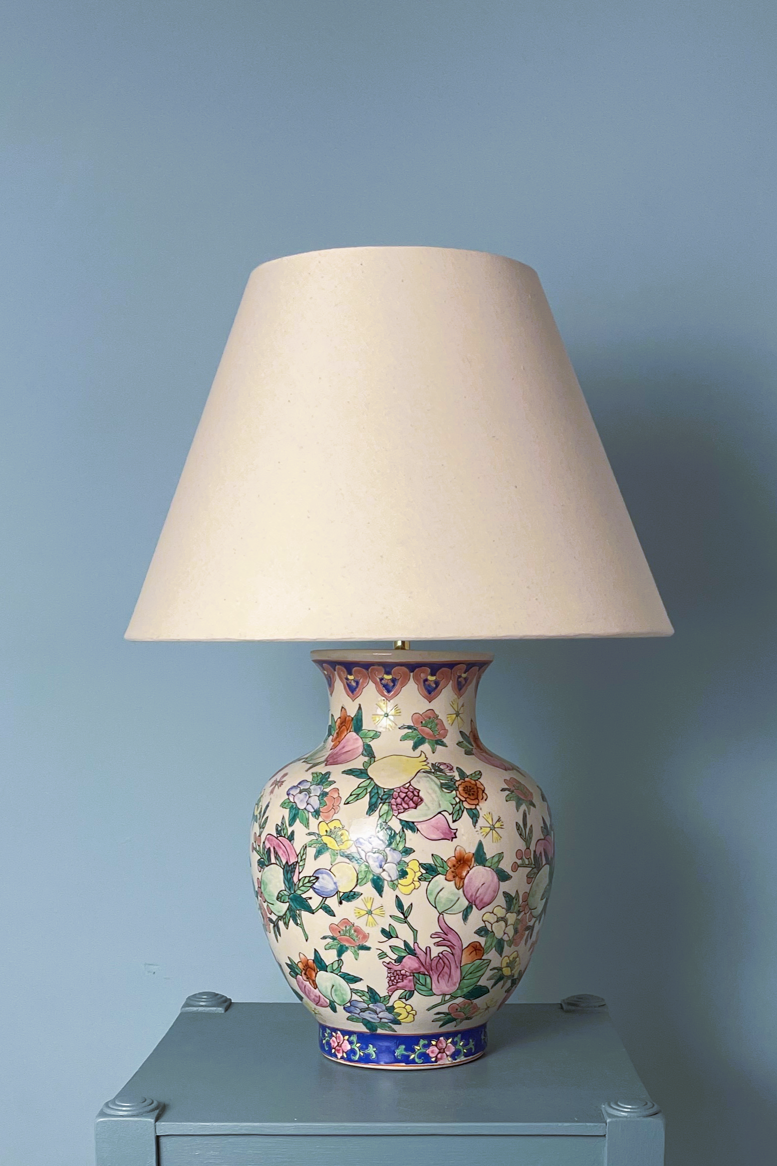Chinoiserie Urn (Coming Soon)