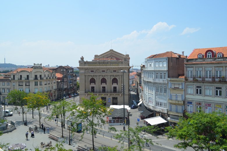 Praça da Batalha torna-se zona pedonal aos domingos e arranca com programa de atividades