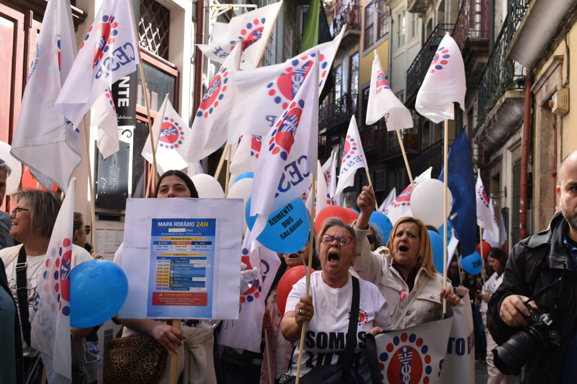 Trabalhadores do setor social exigem “mais salário, menos horário”