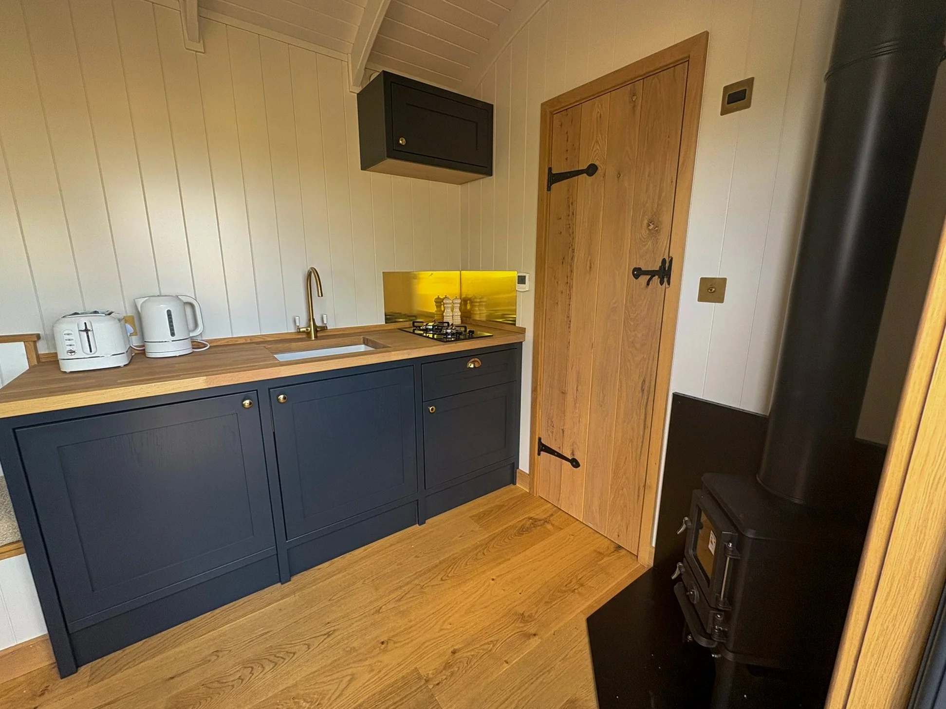 Lilac Retreats-01.jpg