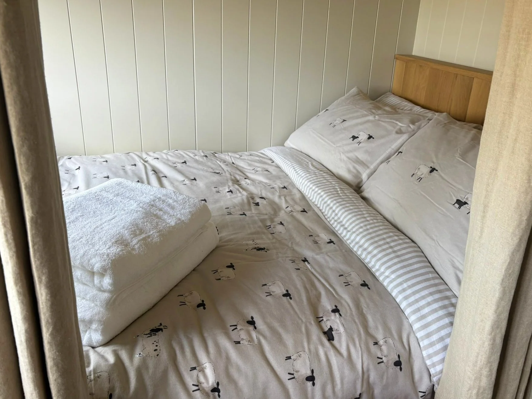 Lilac Retreats-06.jpg