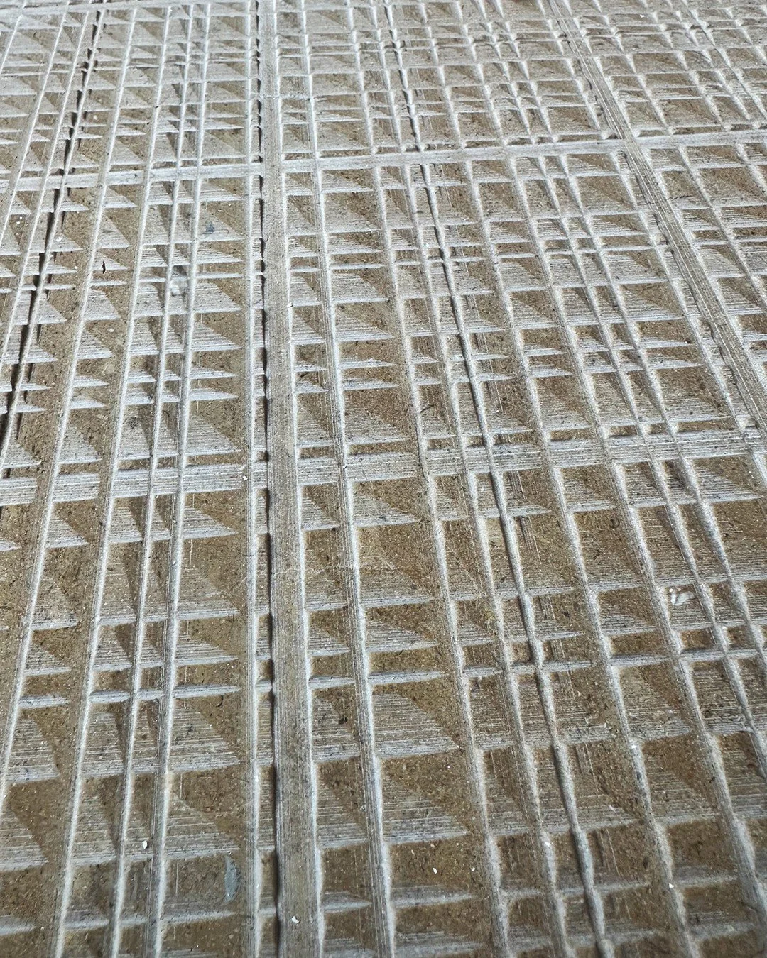 Exploring new surface expressions in marble. Advances in tooling now allow us to etch intricate patterns with remarkable precision, creating textures that play with light and shadow across the stone’s surface. These finishes bring a contemporar