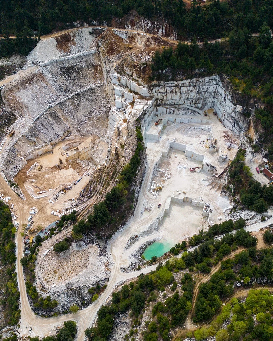 High above Thassos Island, the landscape reveals the brilliant white marble for which this region is famed. Prized for its luminous purity and crisp, cool tone, Thassos marble has been used for centuries to bring clarity and brightness to architectur