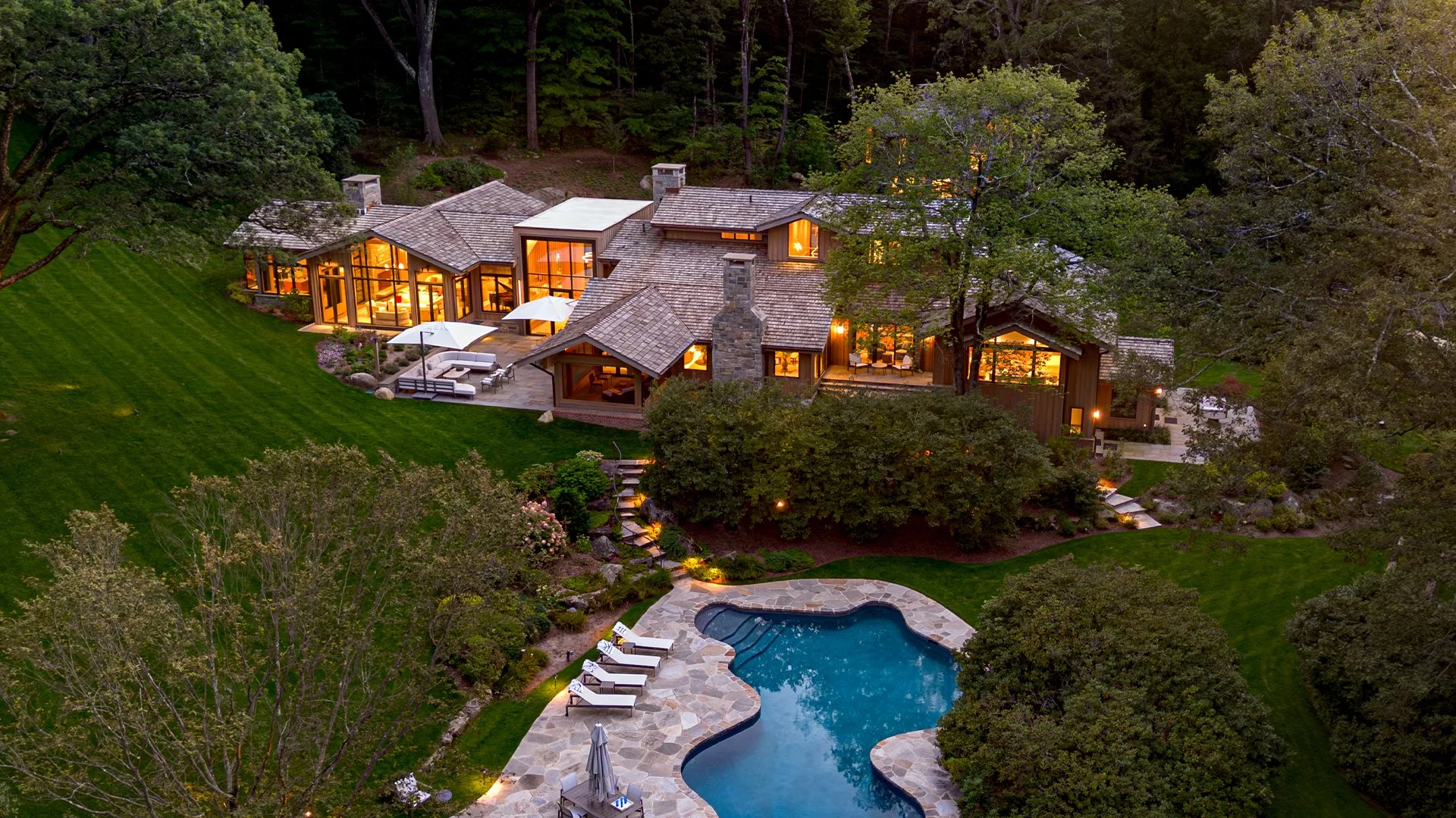 Taconic_Builders_Putnam_County_NY_Residence_02.jpg