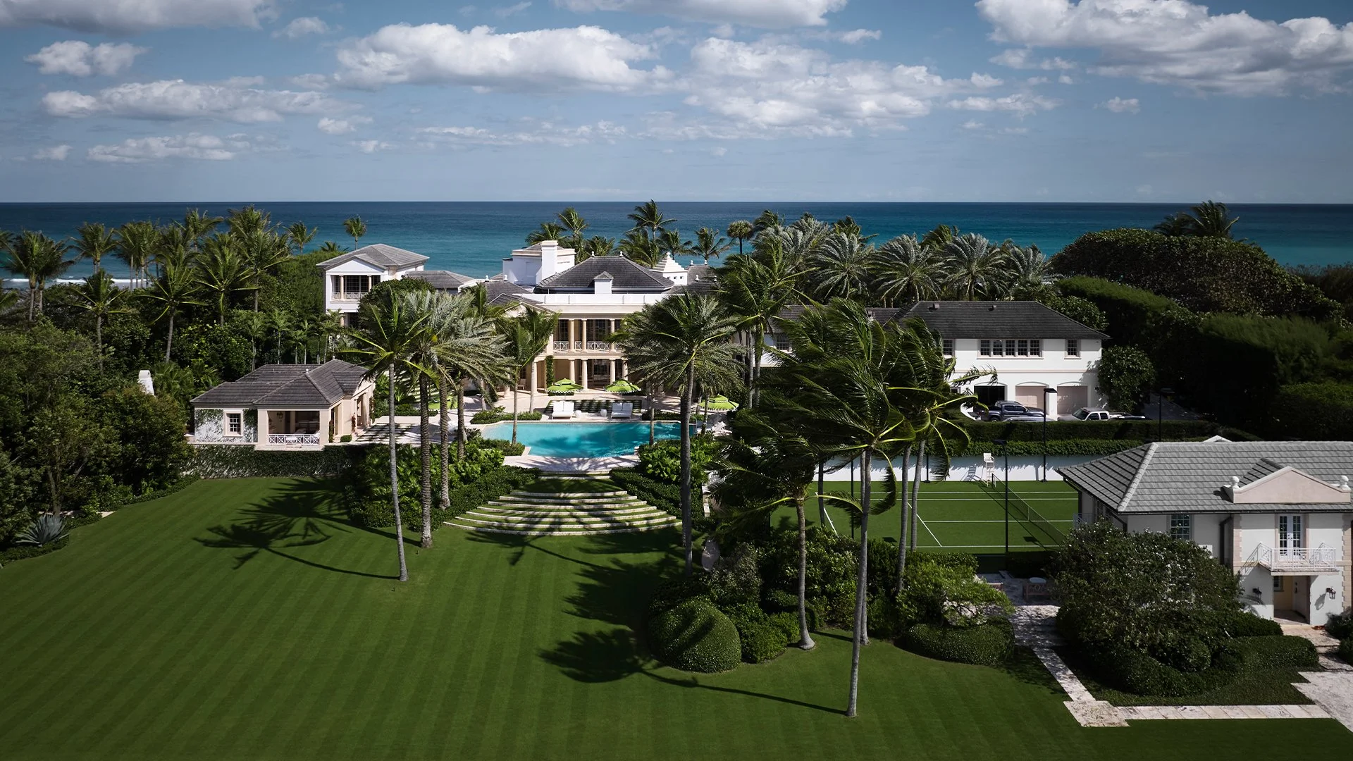 Taconic_Builders-Palm_Beach_Waterfront_Estate_01.jpg