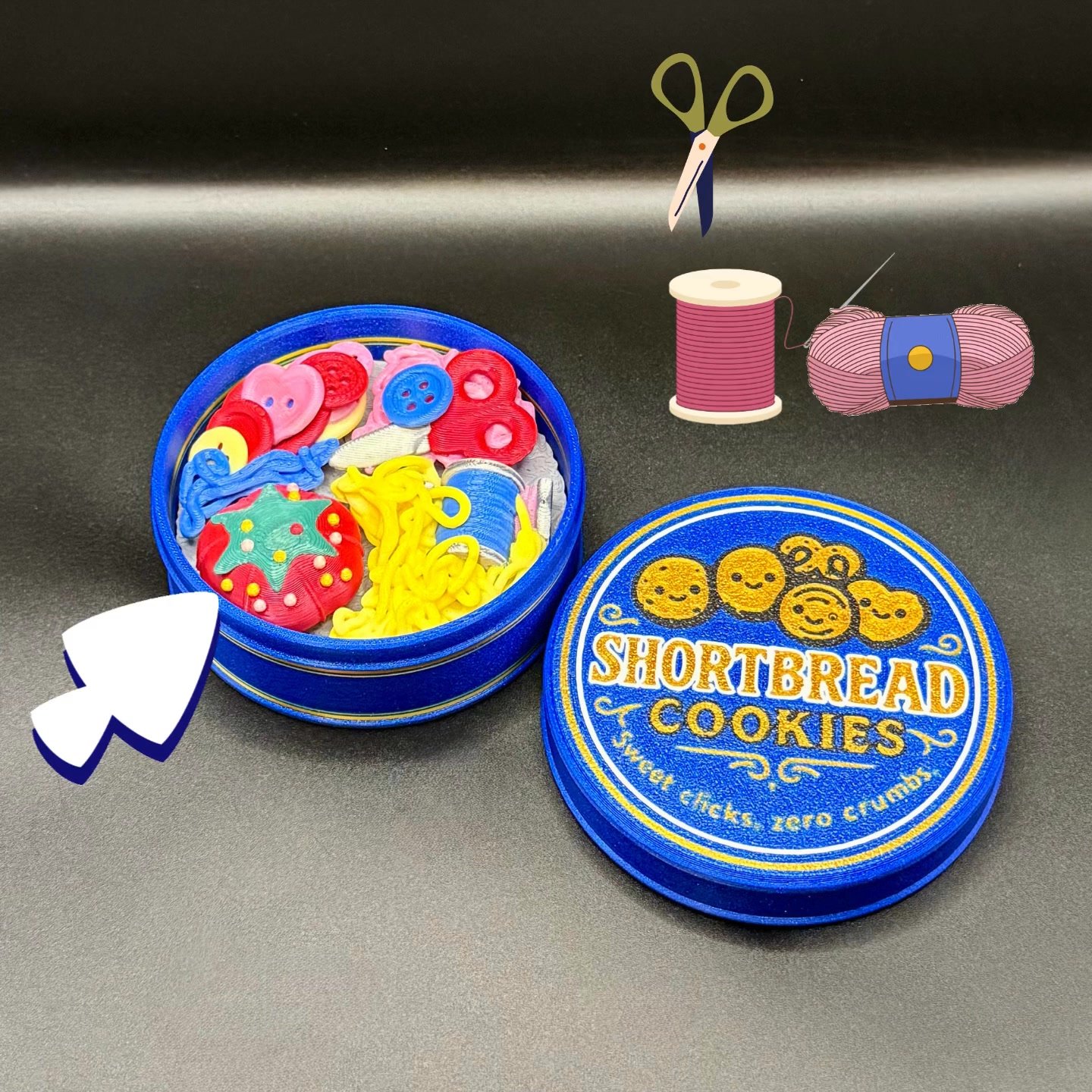 🧵✨ POV: you open the &ldquo;shortbread cookie&rdquo; tin in the sewing room and it&rsquo;s actually a secret fidget.

This 3D printed Sewing Notions Cookie Tin Multi Clicker looks like a vintage cookie tin on the outside, but inside it&rsquo;s packe