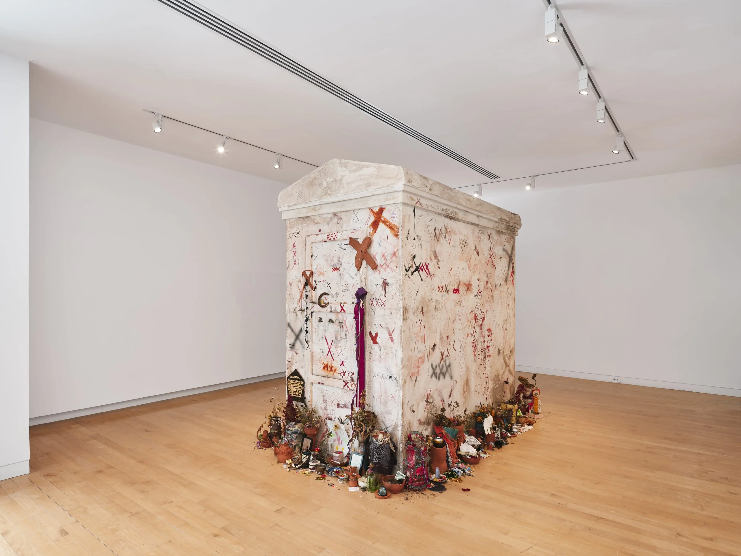  Jennie Jieun Lee: Luteal Elements and Grooves&nbsp;(installation view), The Aldrich Contemporary Art Museum, January 25 to May 25, 2026. Courtesy of the artist, Nicelle Beauchene Gallery, New York, and Cooper Cole Gallery, Toronto. Photo: Olympia Sh