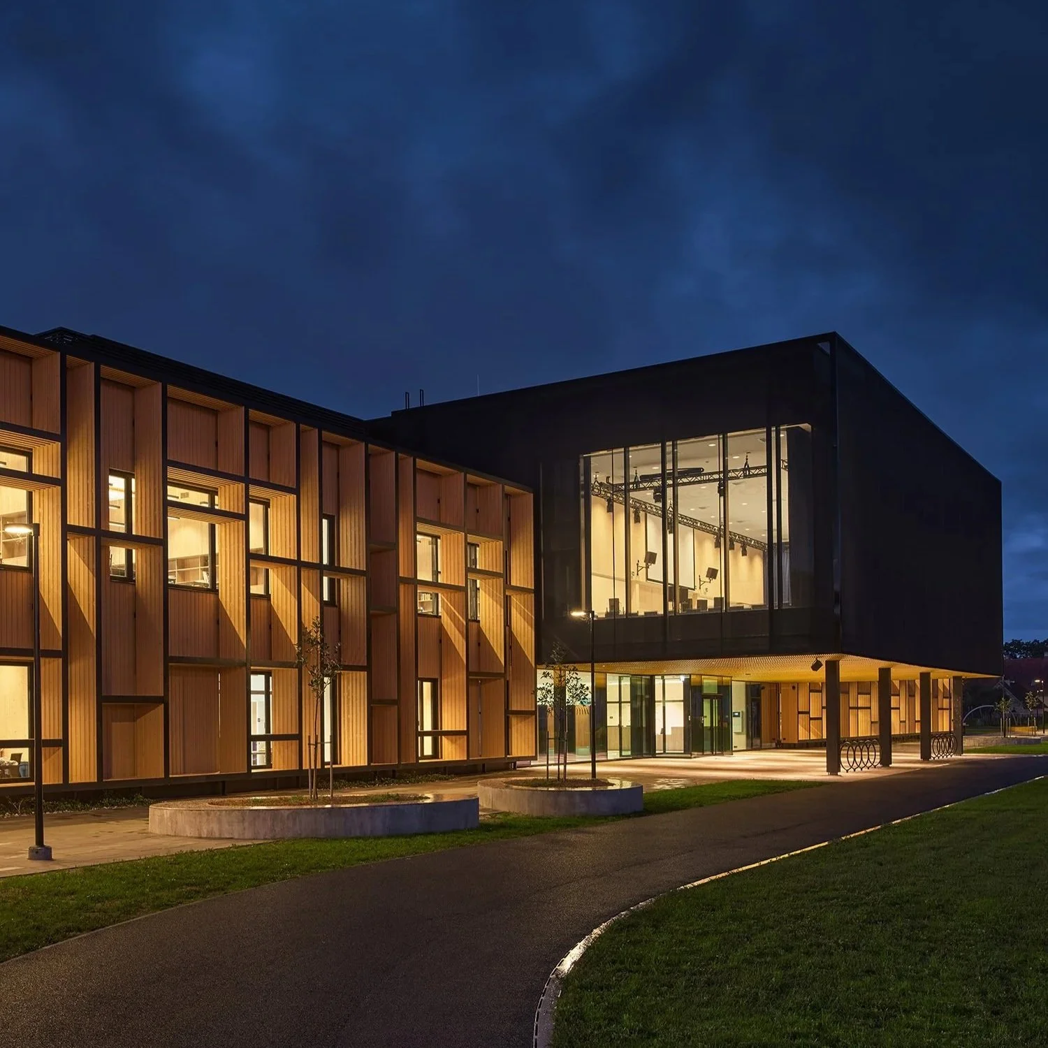 Saaremaa Gümnaasium