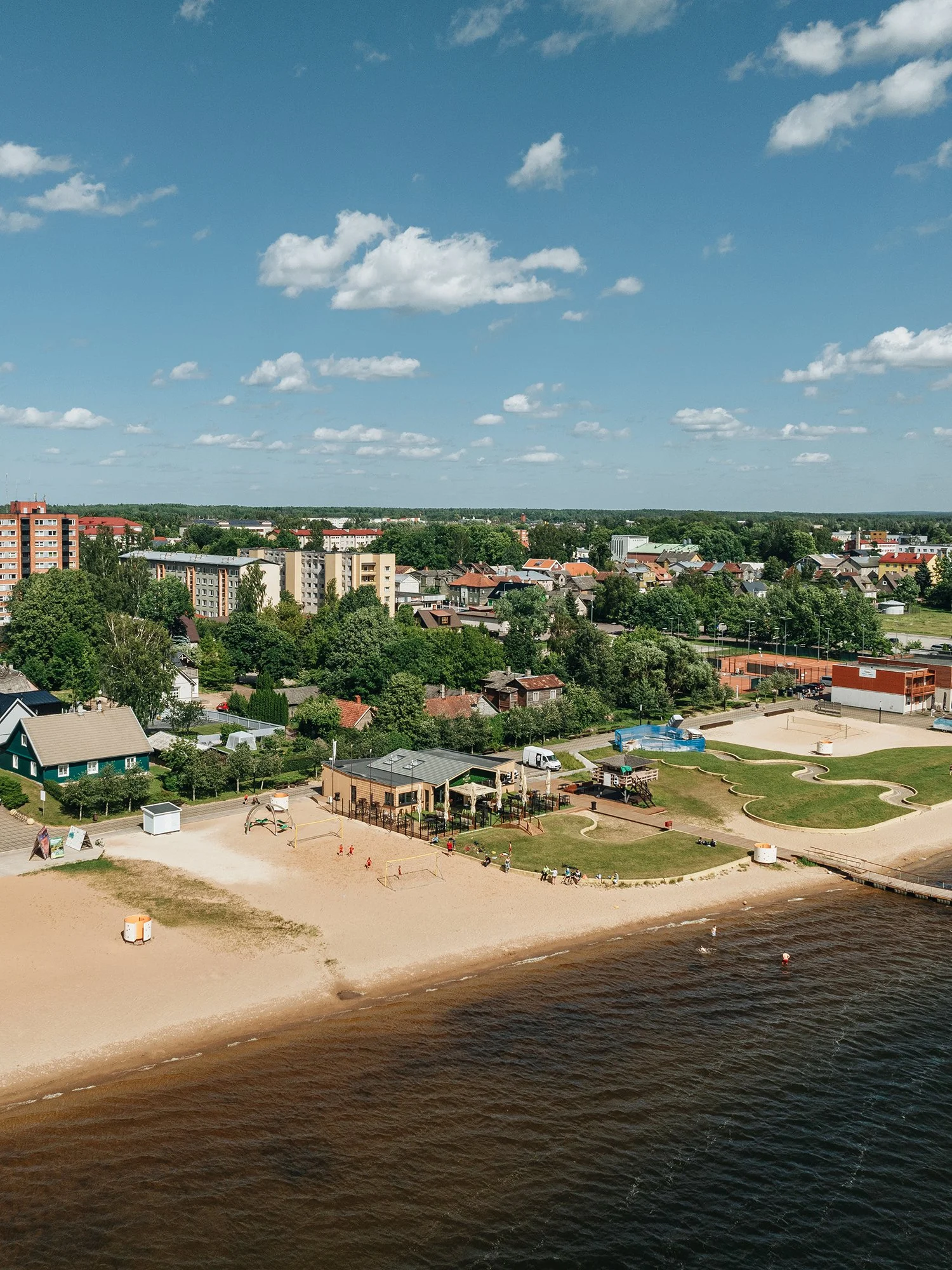  Beach bar by the lake of Tamula