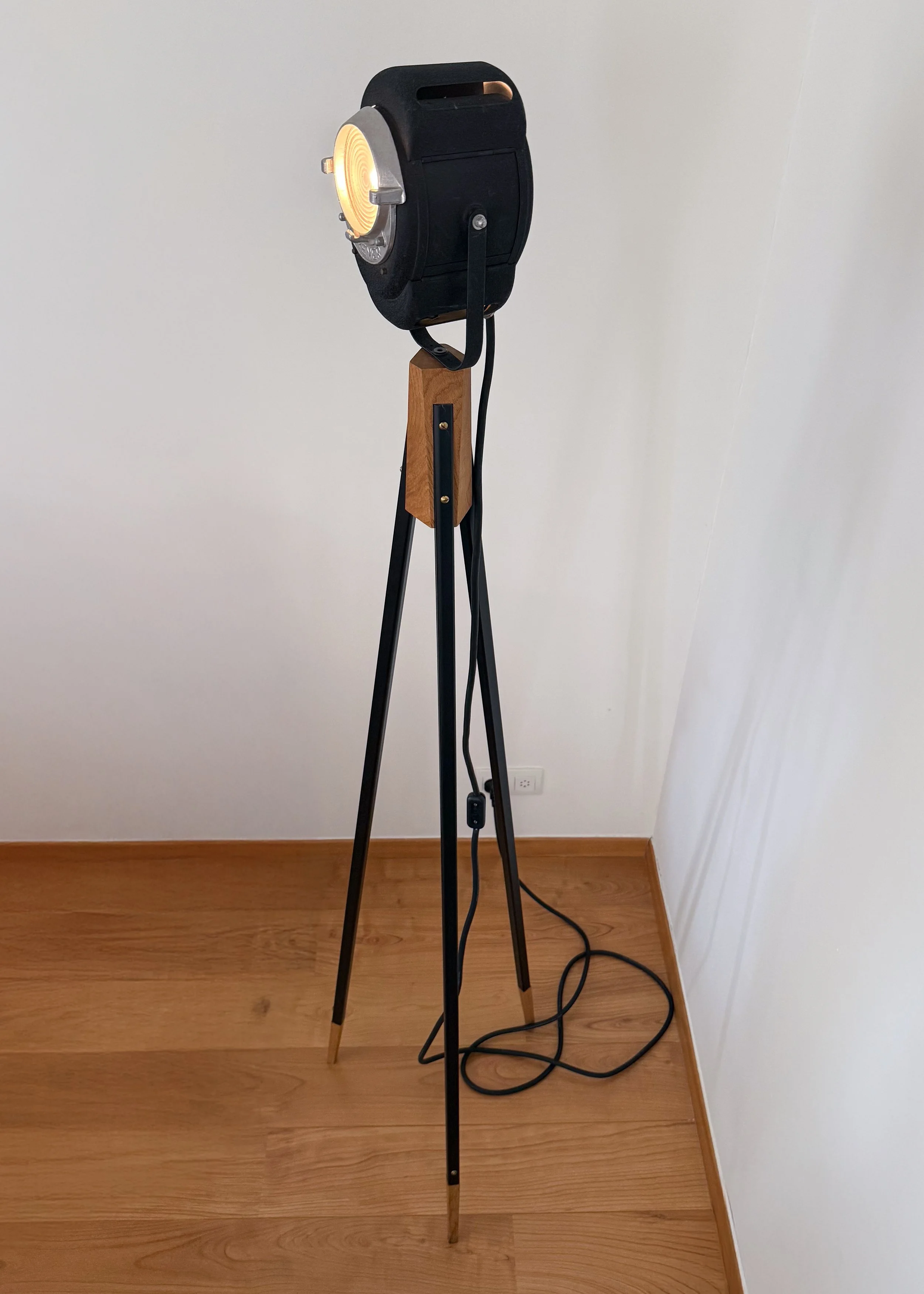 vintage-cremer-spot-lamp.jpeg