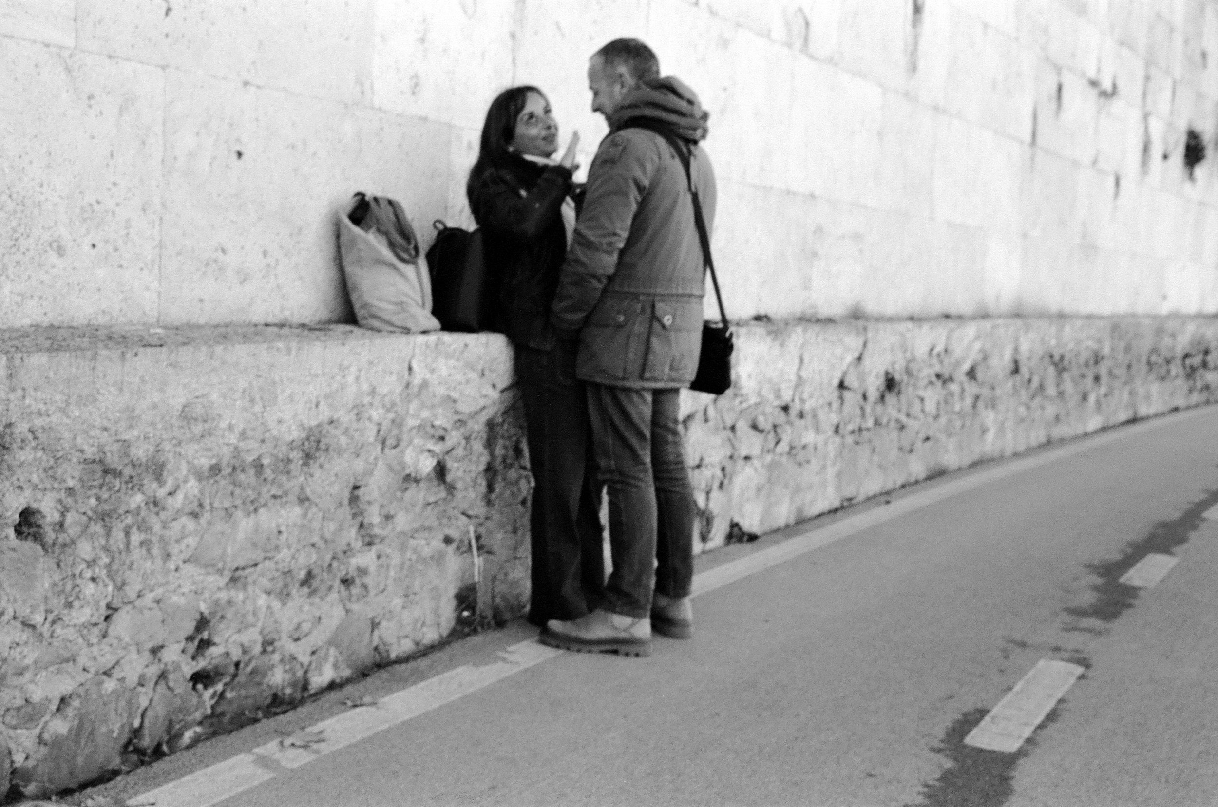 Couple, River Tiber, Rome. Cinestill XX, ISO 200.