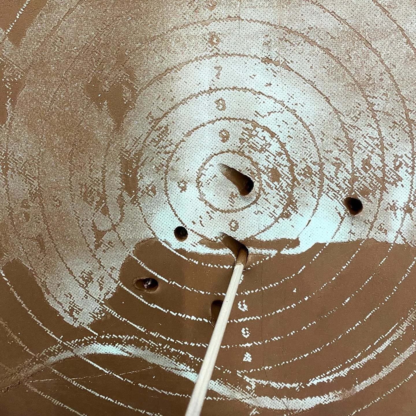 Dead eye,
Clay target with transfer.