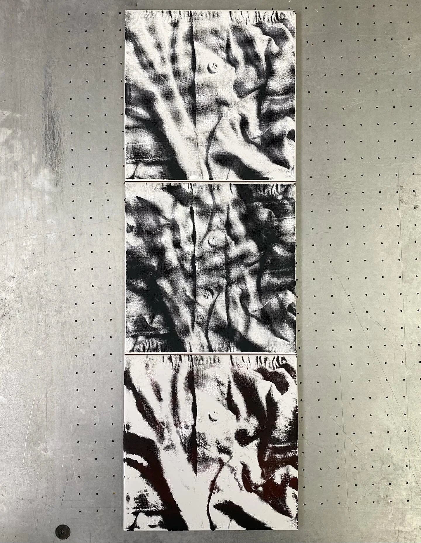 Underwear, 
Ceramic ink print on tiles.
