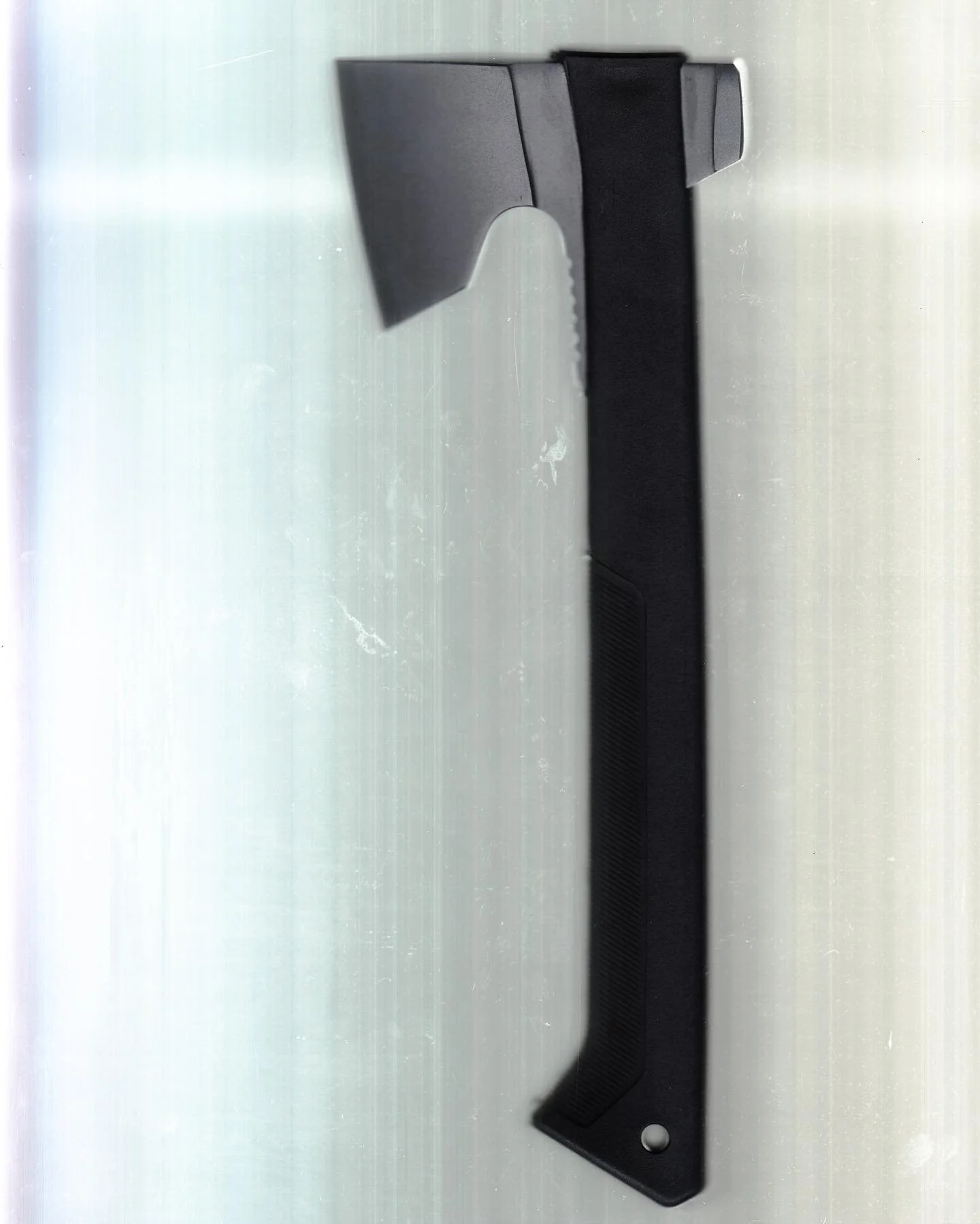 Hacha y esc&aacute;ner