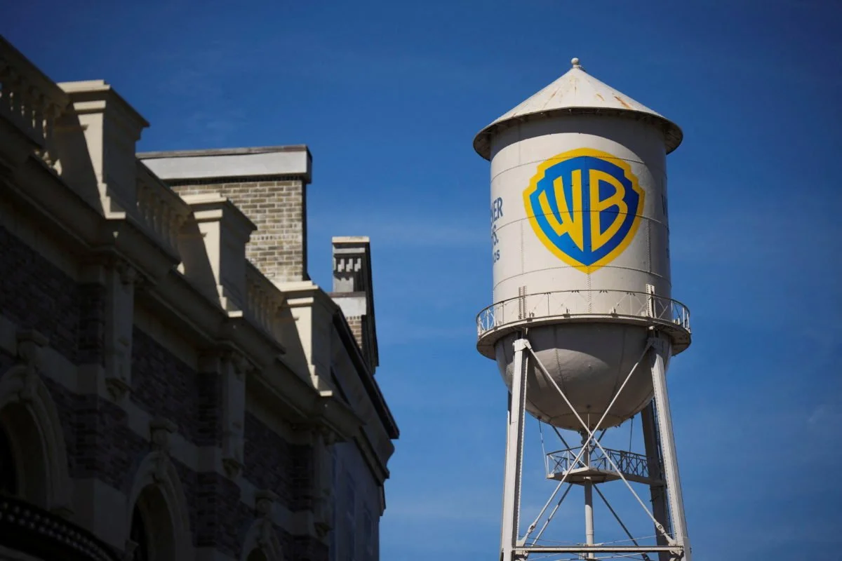 PBS | Hollywood heavyweights voice opposition to Paramount's takeover of Warner Bros.