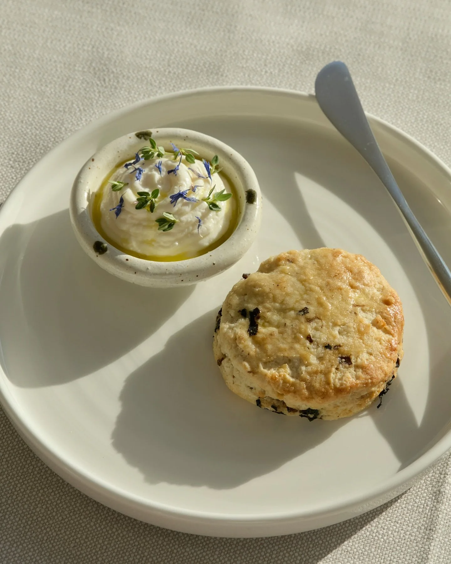 Gastronomi, der giver energi 🌱

Hos Essens skaber vi forplejning til konferencer, hvor maden skal v&aelig;re lige s&aring; gennemt&aelig;nkt som programmet.

#gourmetcatering #essenscatering #konference #konferenceforplejning #m&oslash;deforplejning