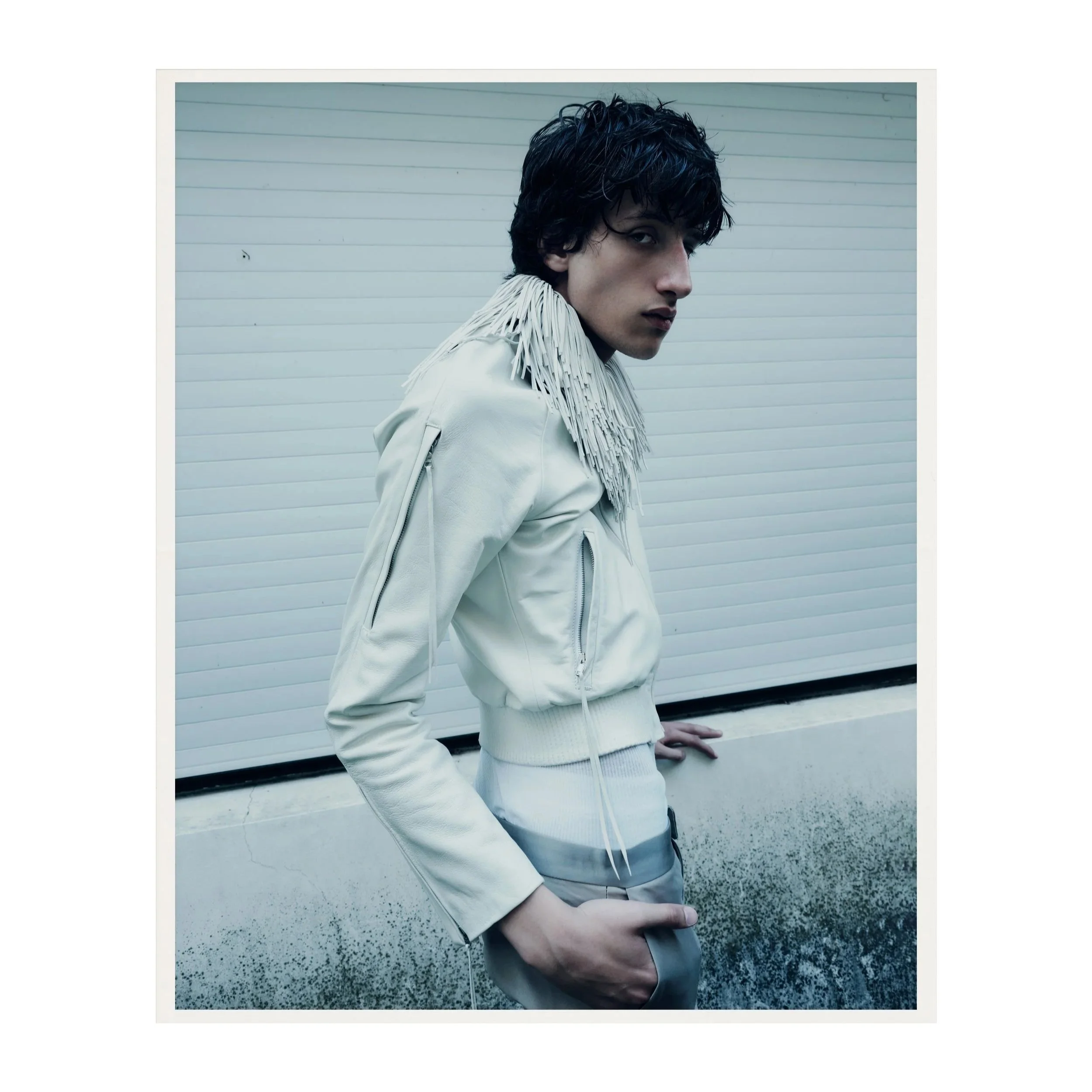 VIKTOR_LOOKS8202editedPRINT.jpg