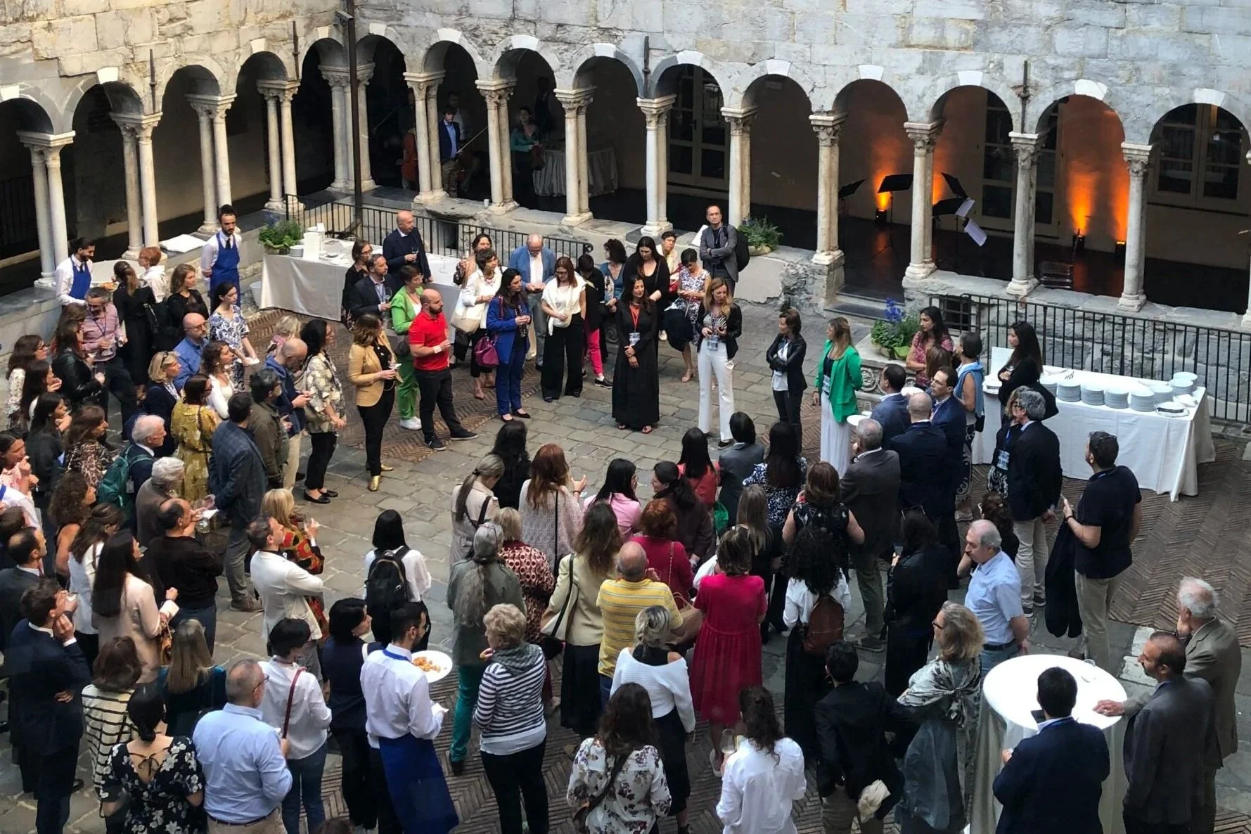 Funding Narrative Power in Italy