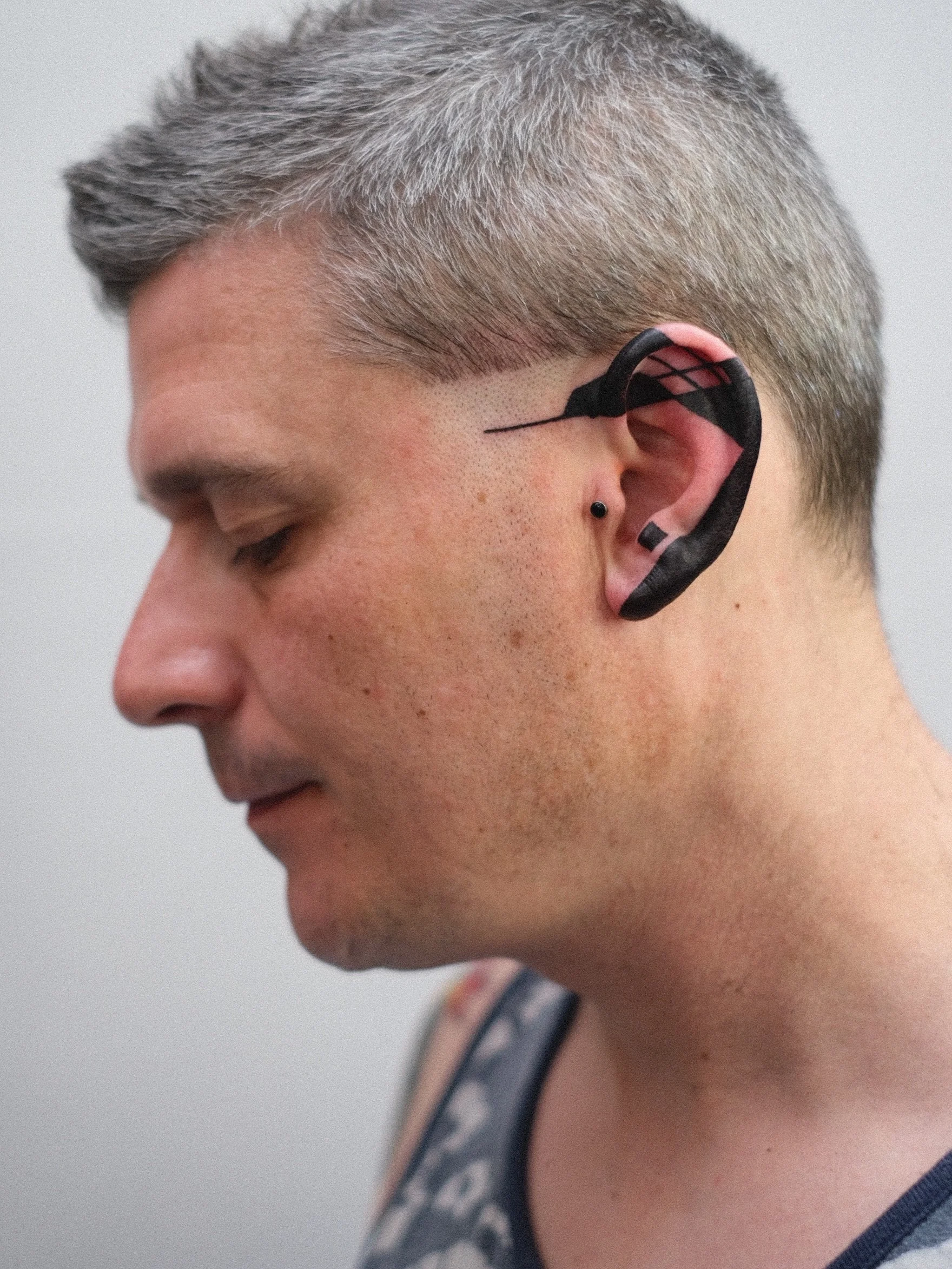For Dave 

#eartattoo #blackwork