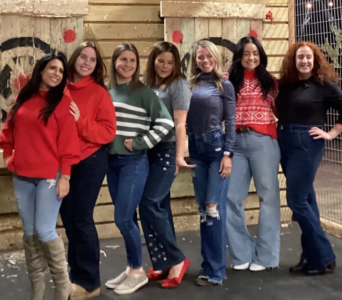 We had so much fun last night with the crew from @fitpluserie!

#holiday #eriepa #socialthrowdown