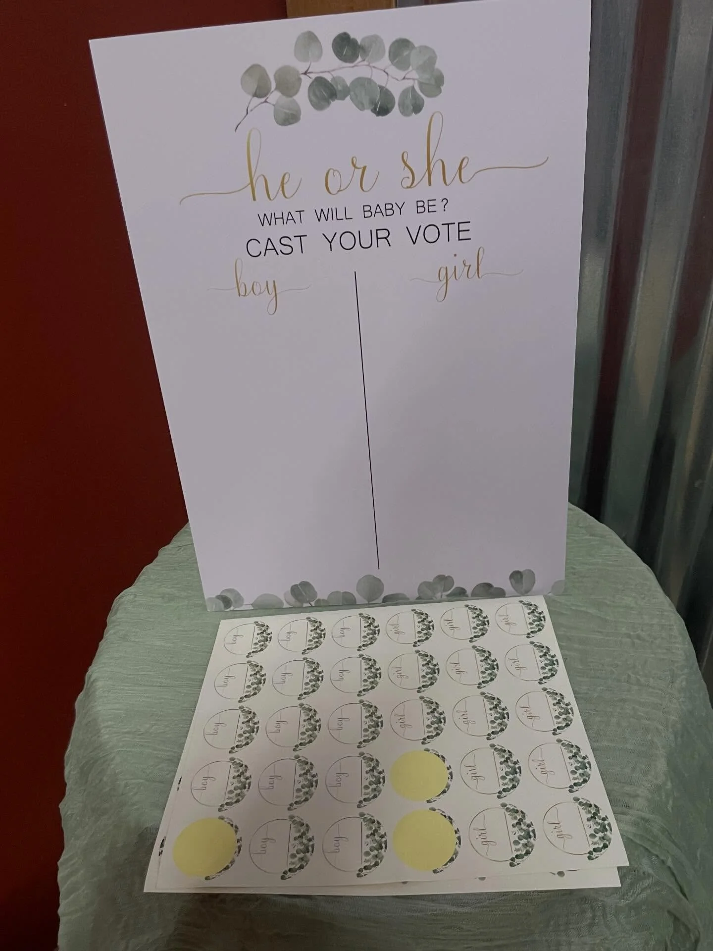 🌸🍼 It's a GIRL!! 🧷

Gender reveal parties at Stumpy's are a unique way to announce the new arrival!!!