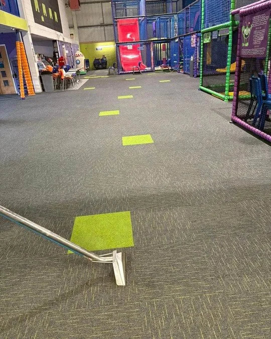 commercial carpet cleaning