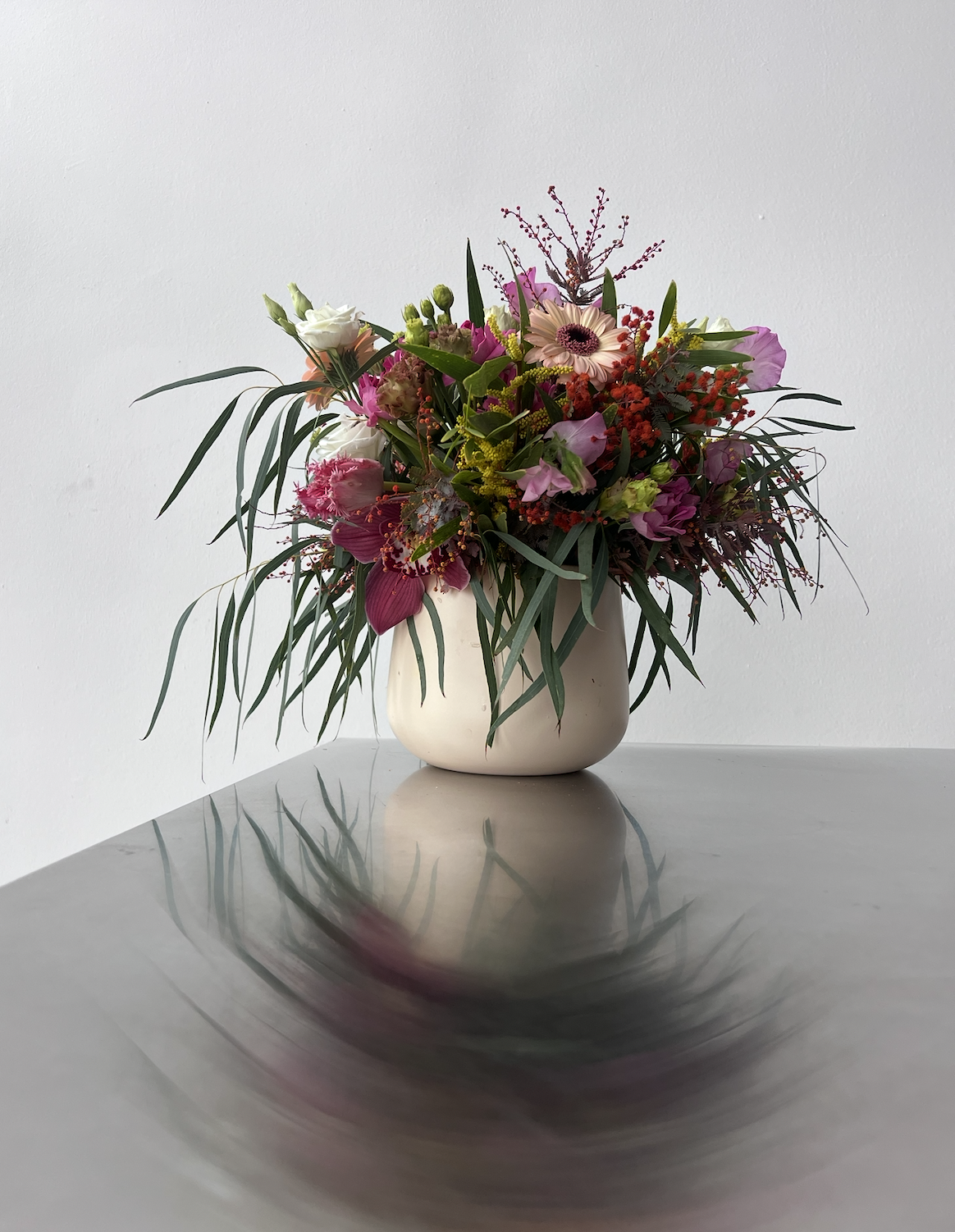 FLOWER ARRANGEMENT