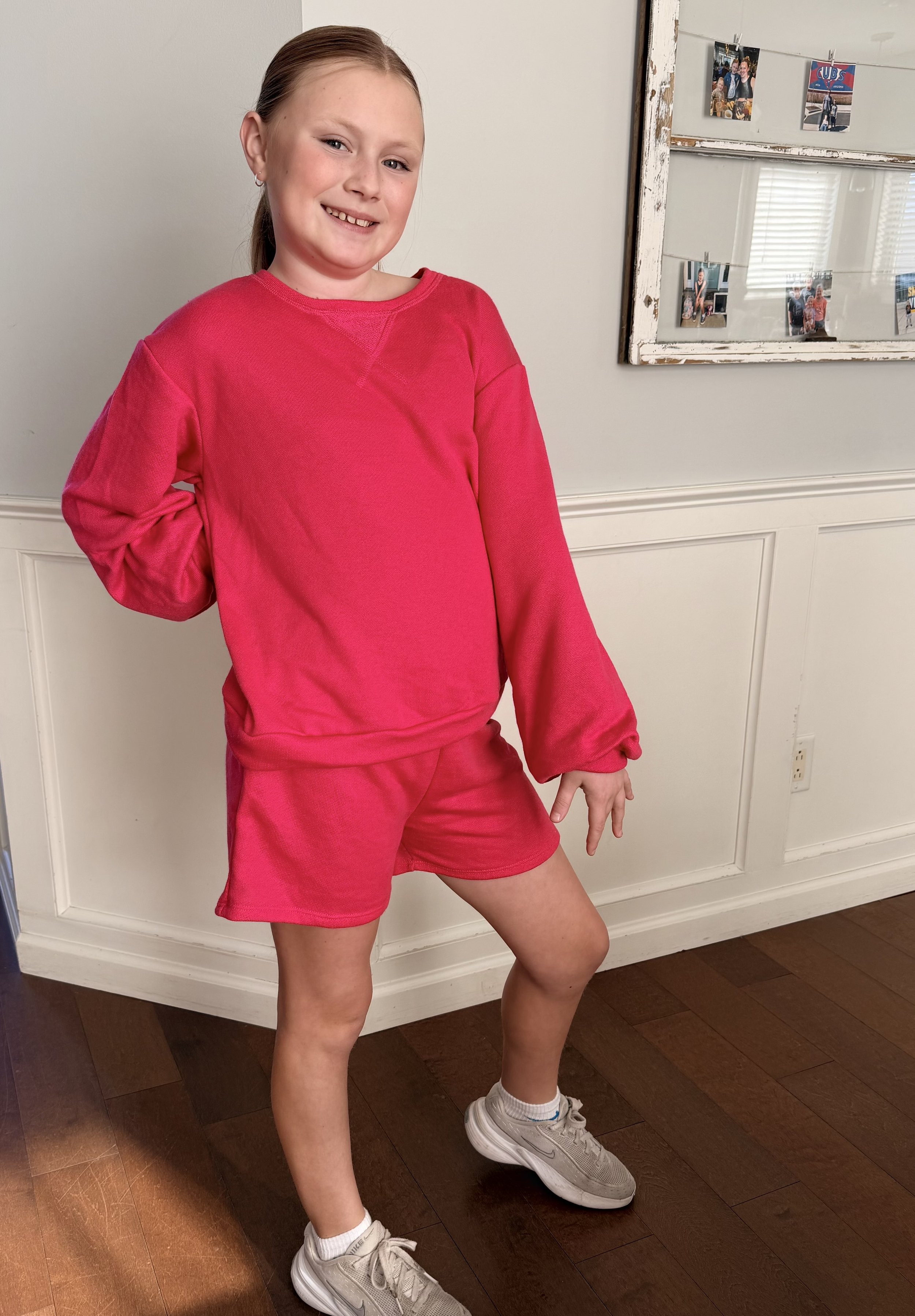 Sweatshirt and Shorts Comfy Set - Hot Pink