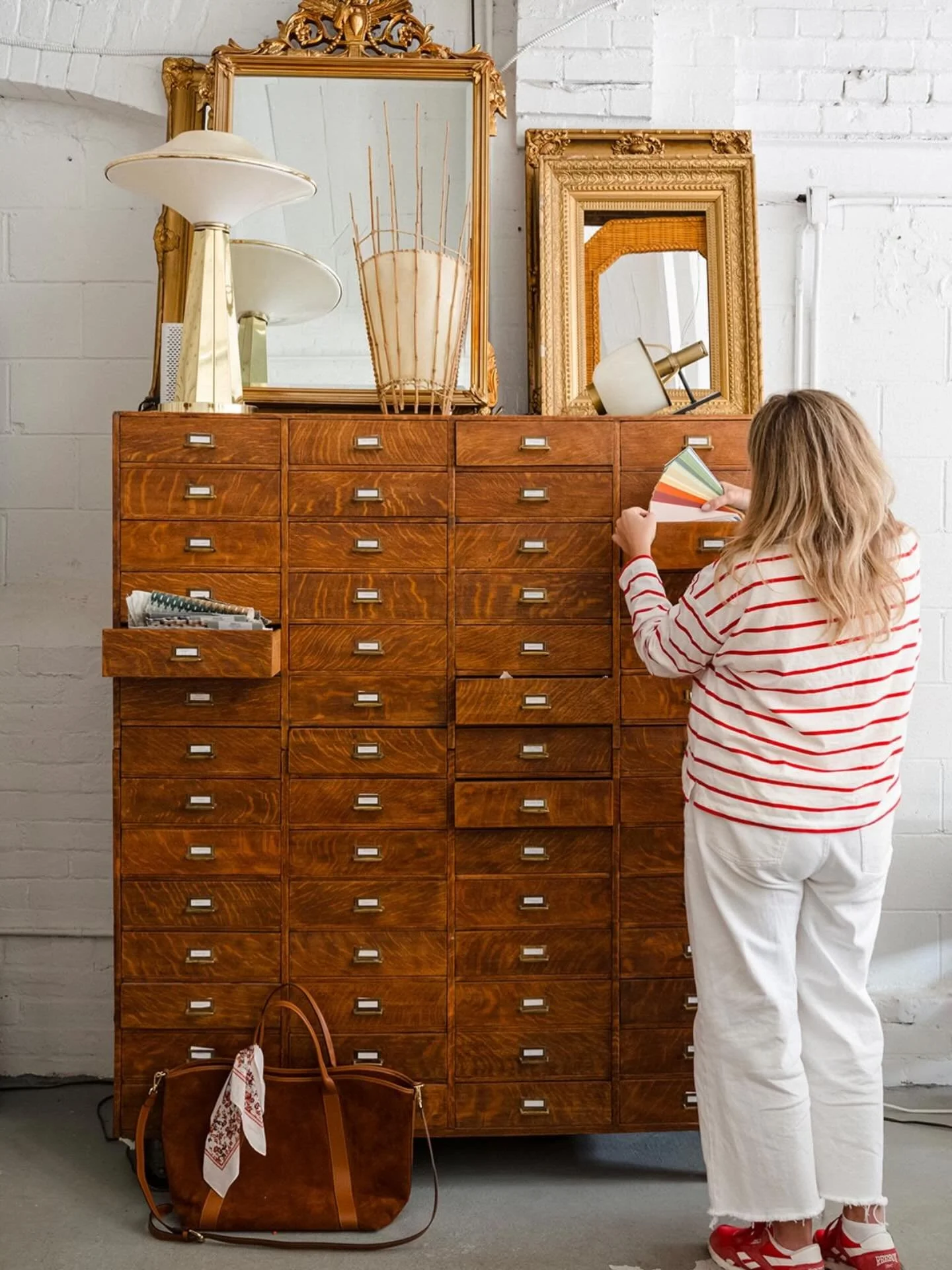 Working on making some tings for @edit.1134 with @sarah__birnie ✨ In building mode ✨