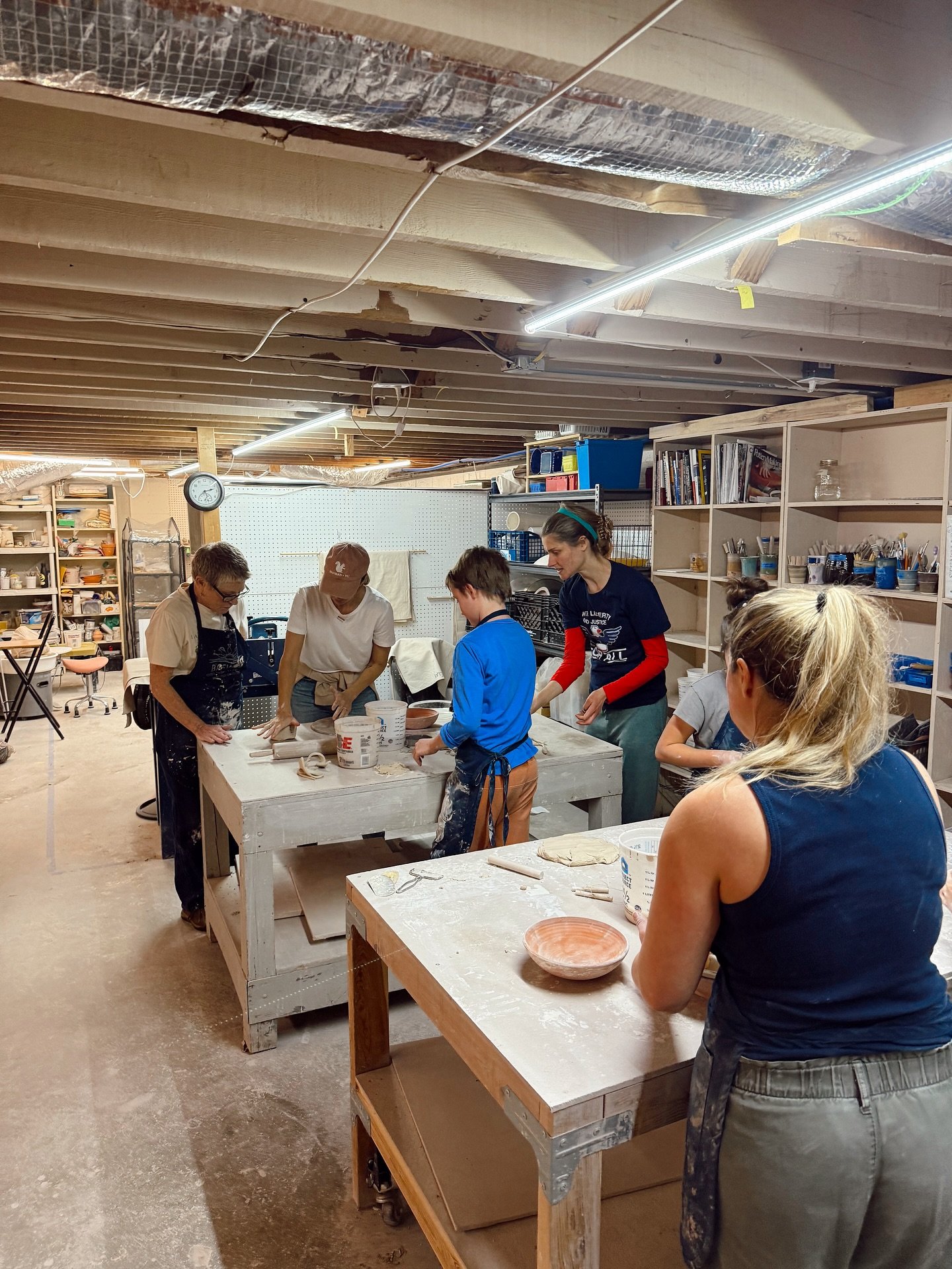 Can you believe most of these people have never made anything with clay before?? So many bowls in so many different styles! 

The last open studio make day is this Saturday, Feb 21st from 12-4. Drop in, and make a bowl or 2 for a good cause!