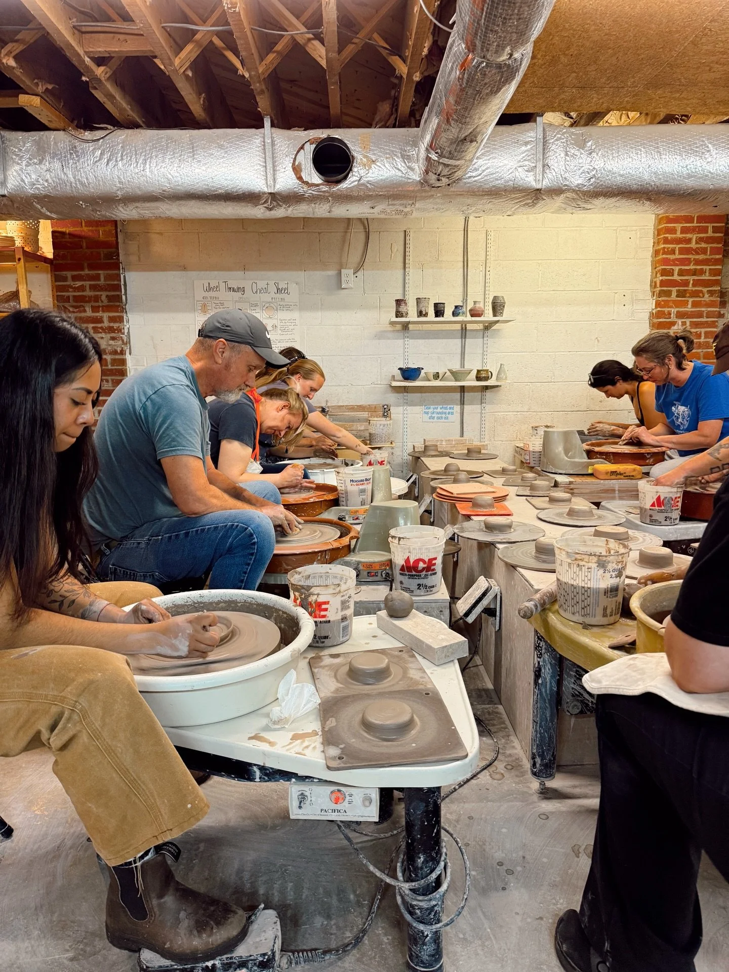 Learning the basics of pottery has never been easier! In collaboration with @blueridgecc we host Intro to Pottery and Intro to Pottery wheel Classes all year! These are 8-week course designed for people with busy lives to pause their busy schedule an