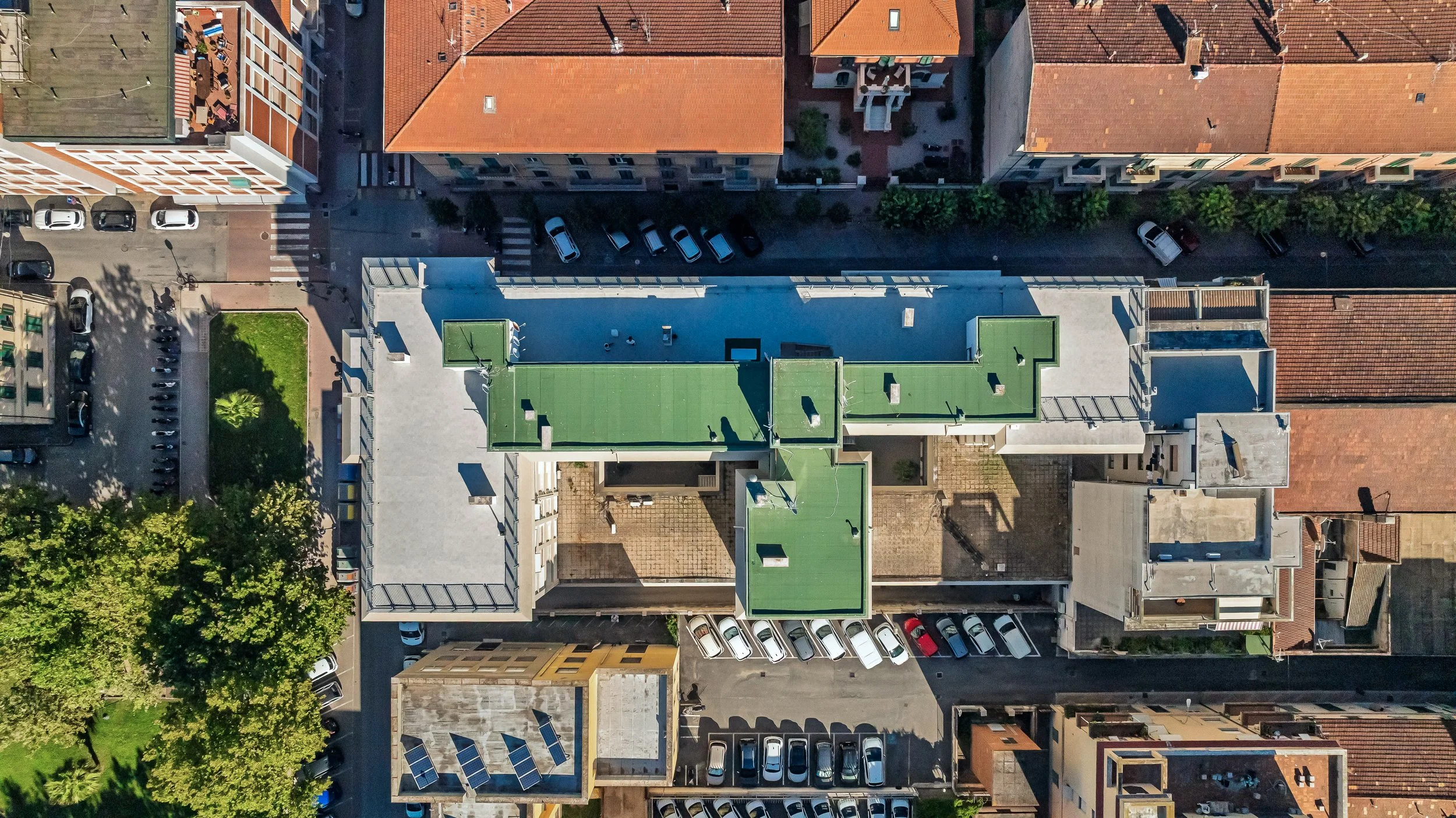 Cantiere Piombino zenitale.jpg