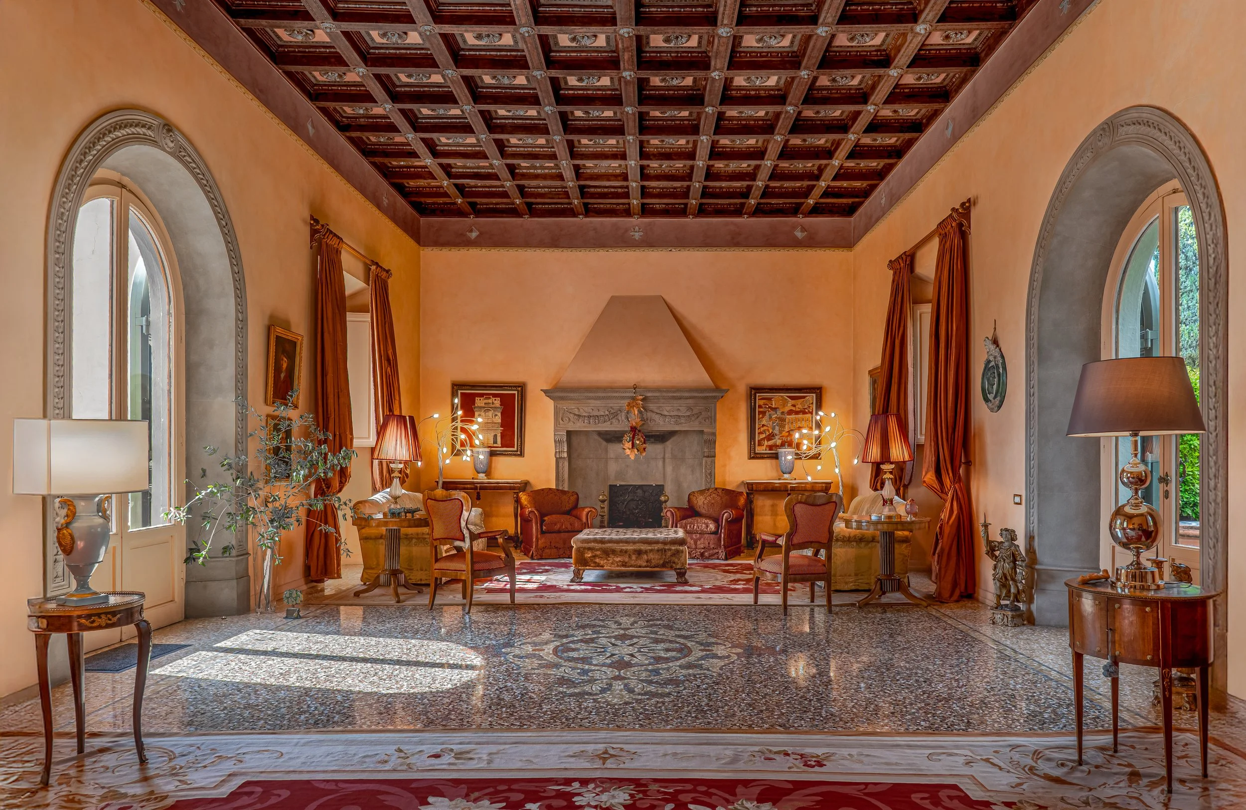 Salone Villa la selva Firenze.jpg