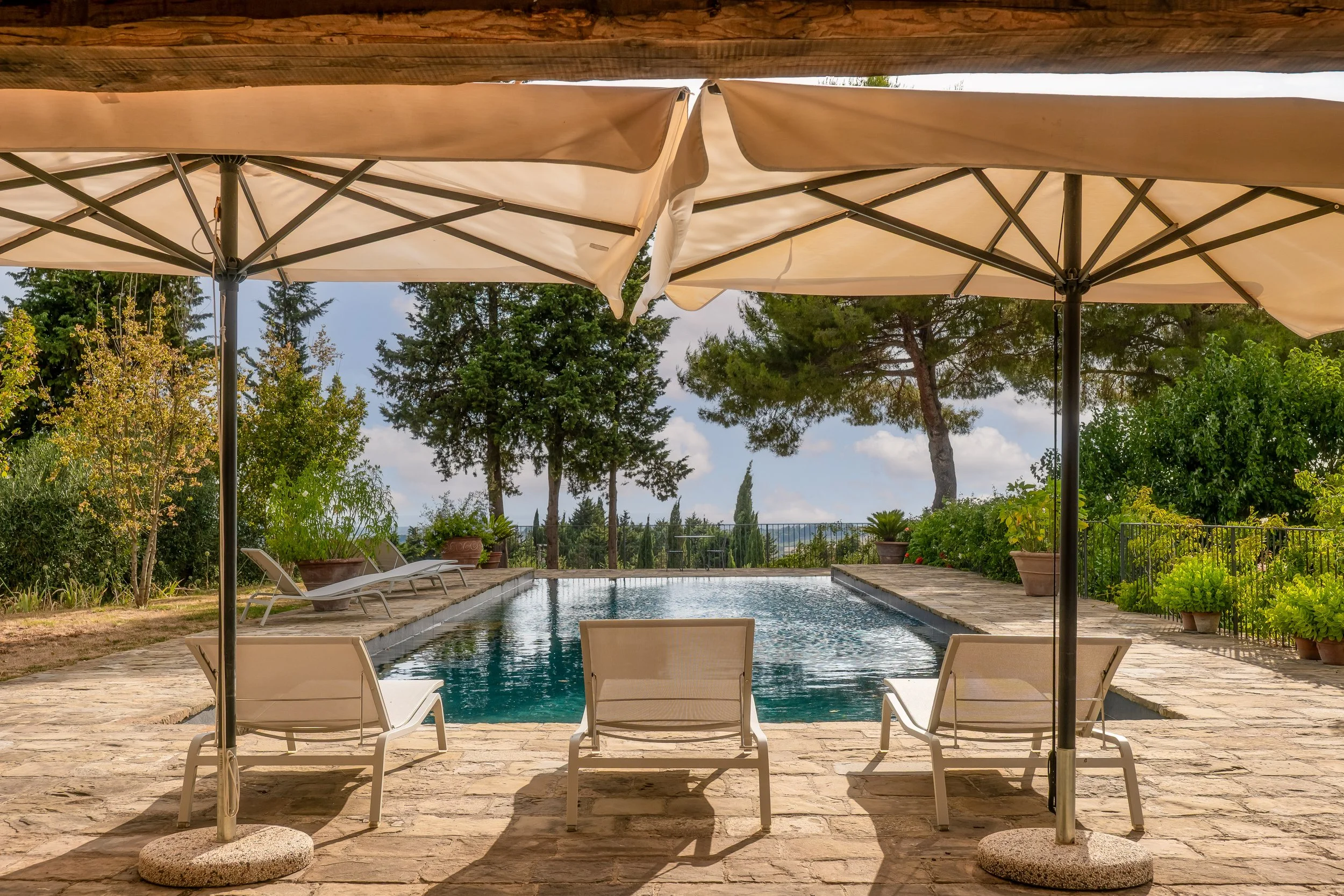 Casale-Fotografia-Piscina-rustico-Lucca-Vistalux-immobiliare.jpg