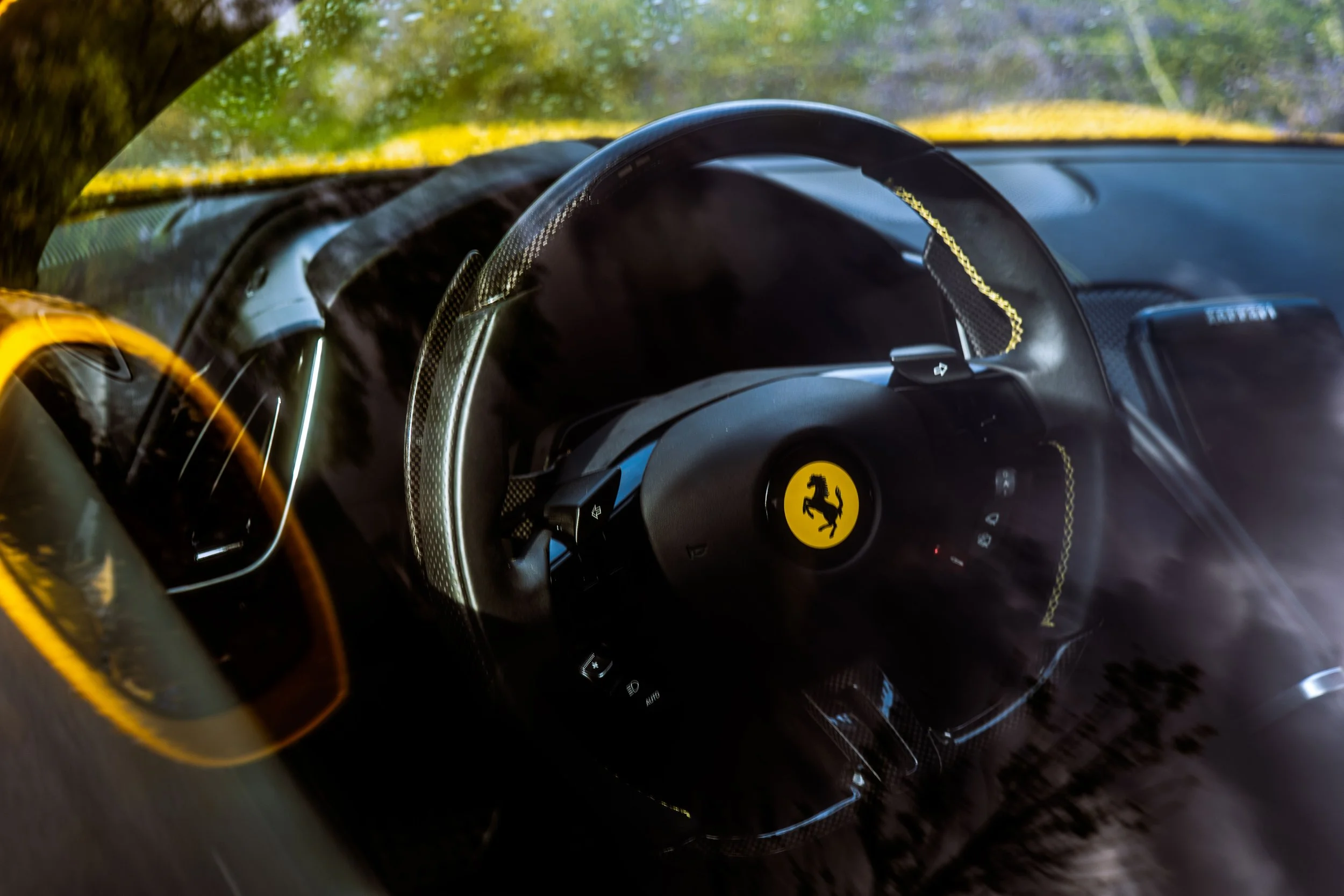 Fotografo per eventi corporate, fotografia professionale per eventi e ritiri aziendali. Ferrari Portofino volante.