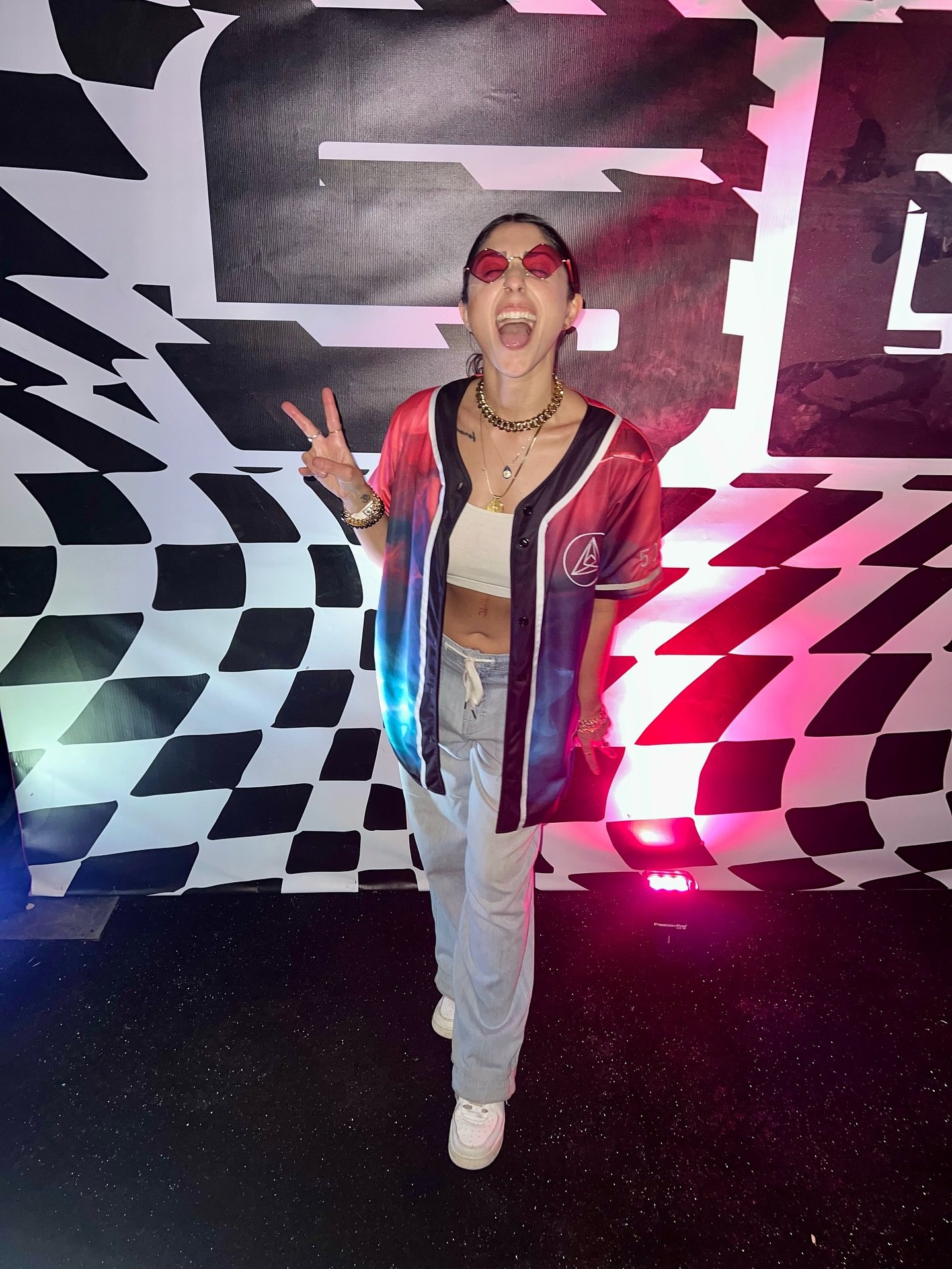 in one week i went from 0 gigs to 3 this weekend so i am feeling incredibly grateful this holiday season 🥹 

⚡️ friday (tonight) catch me at @rkbatx after the UT vs A&amp;M game (roughly 9/9:30pm start time) | no rsvp required 

⚡️saturday im playin