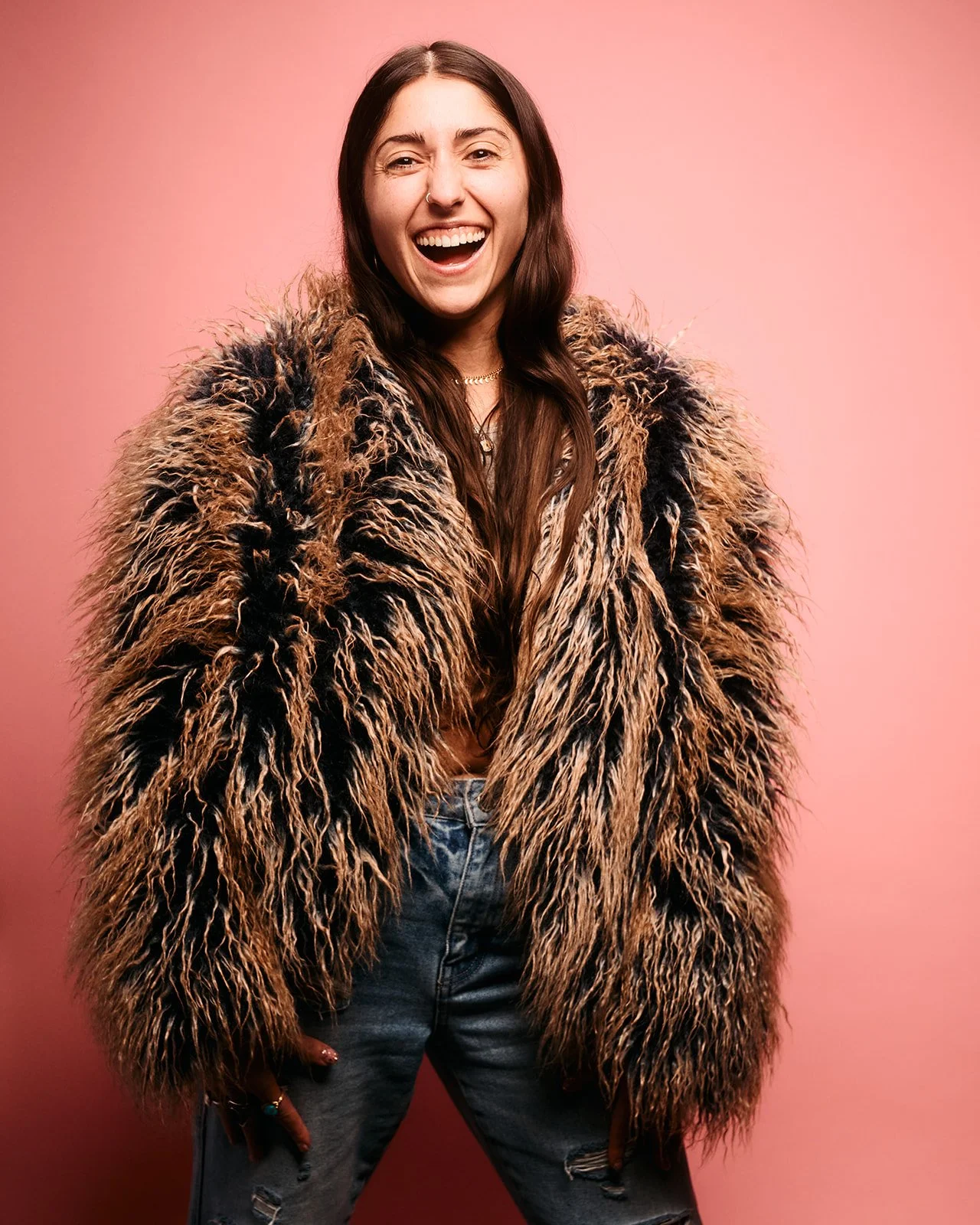 Golebahar headshot for performing, DJ, songwriting, singing.